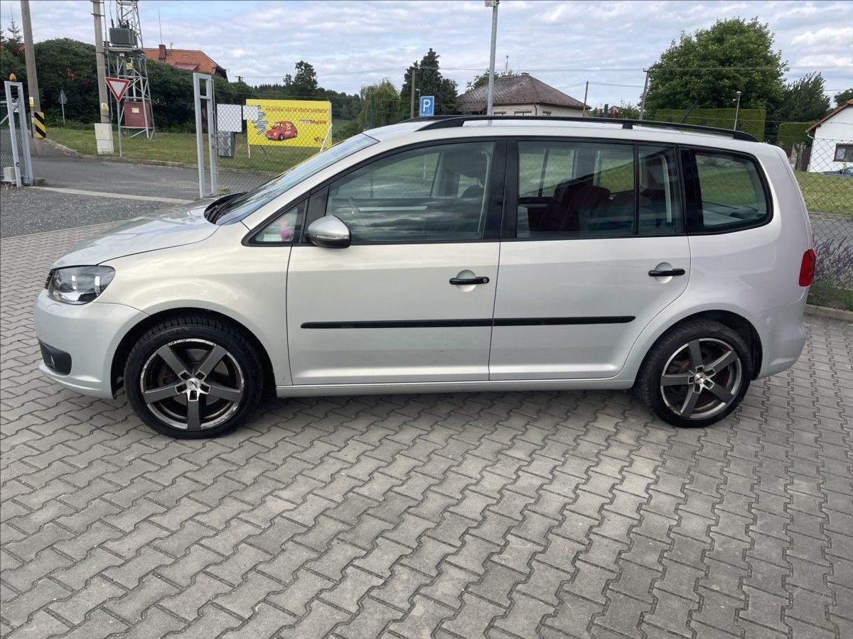 Volkswagen Touran, 2,0 TDI DIGIKLIMA OK PO SERVIS - fotka 5