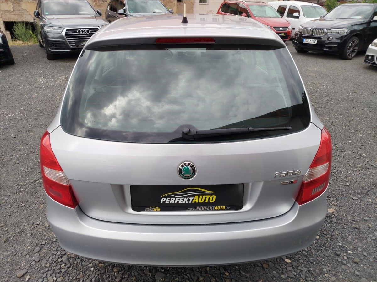 Škoda Fabia, 1,6 TDi 66 kW, KLIMA, ESP - fotka 5