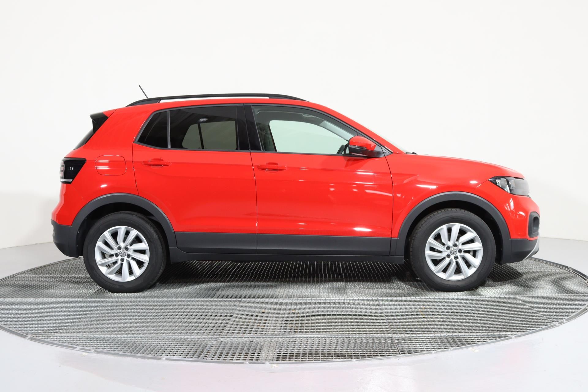 Volkswagen T-Cross, LIFE 1.0 TSI 70 KW - fotka 3