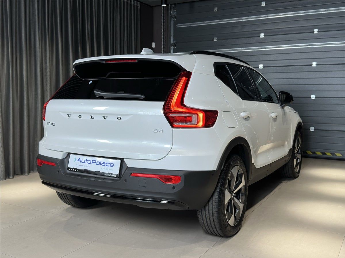Volvo XC40, 2,0 B4  Ultra - fotka 4