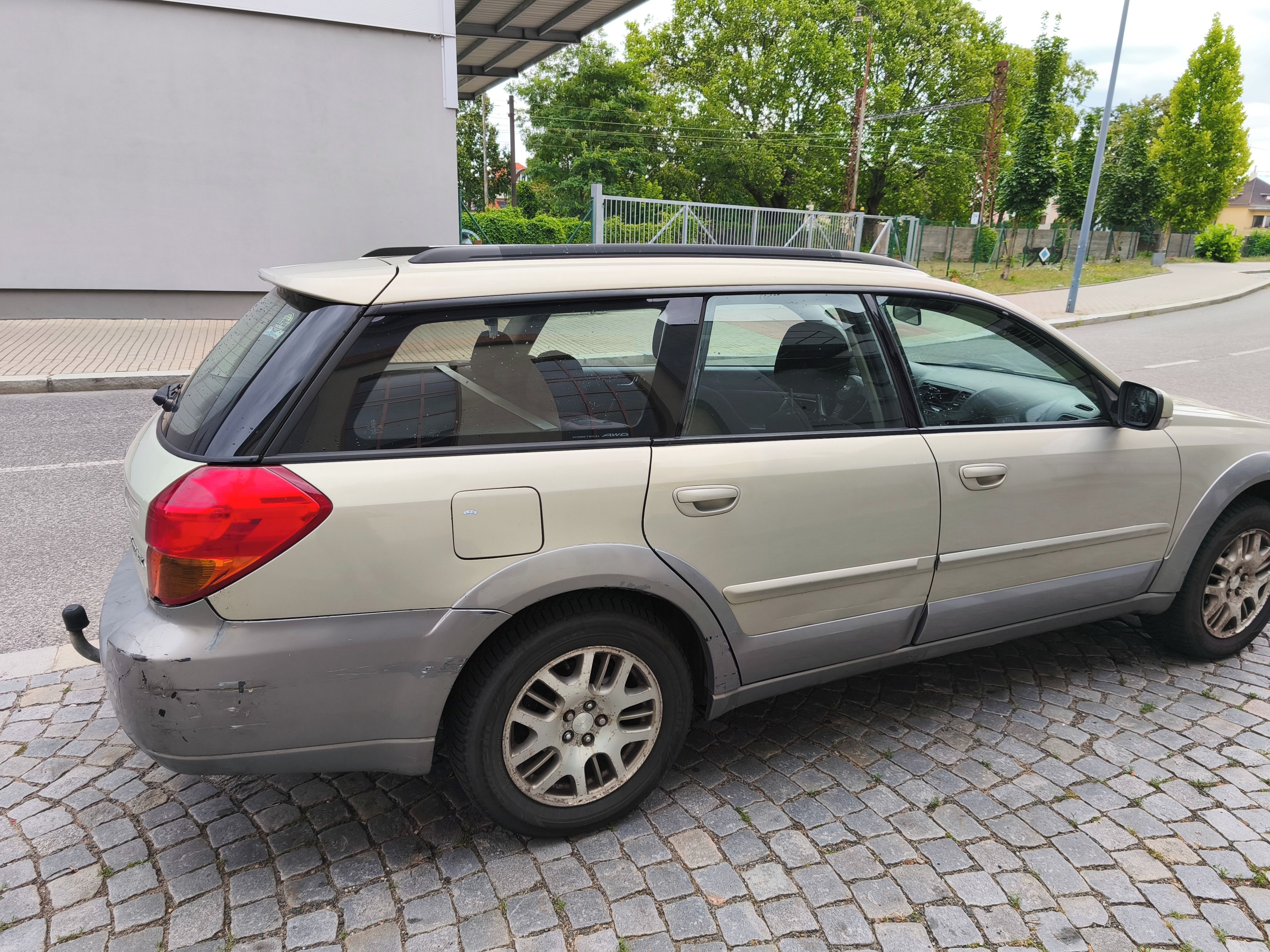 Subaru Outback, 2.5i 121kw  LPG+ benzín - fotka 3