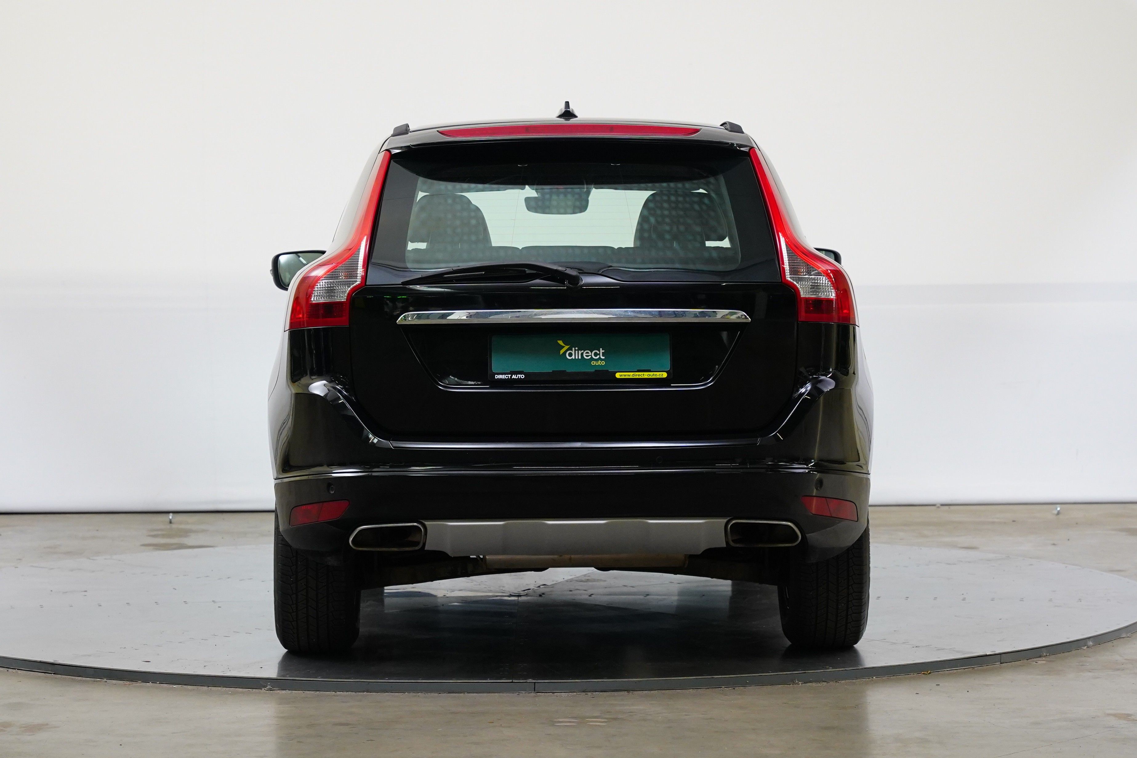 Volvo XC60, 2.4 D4 133 kW AWD Kinetic - fotka 6