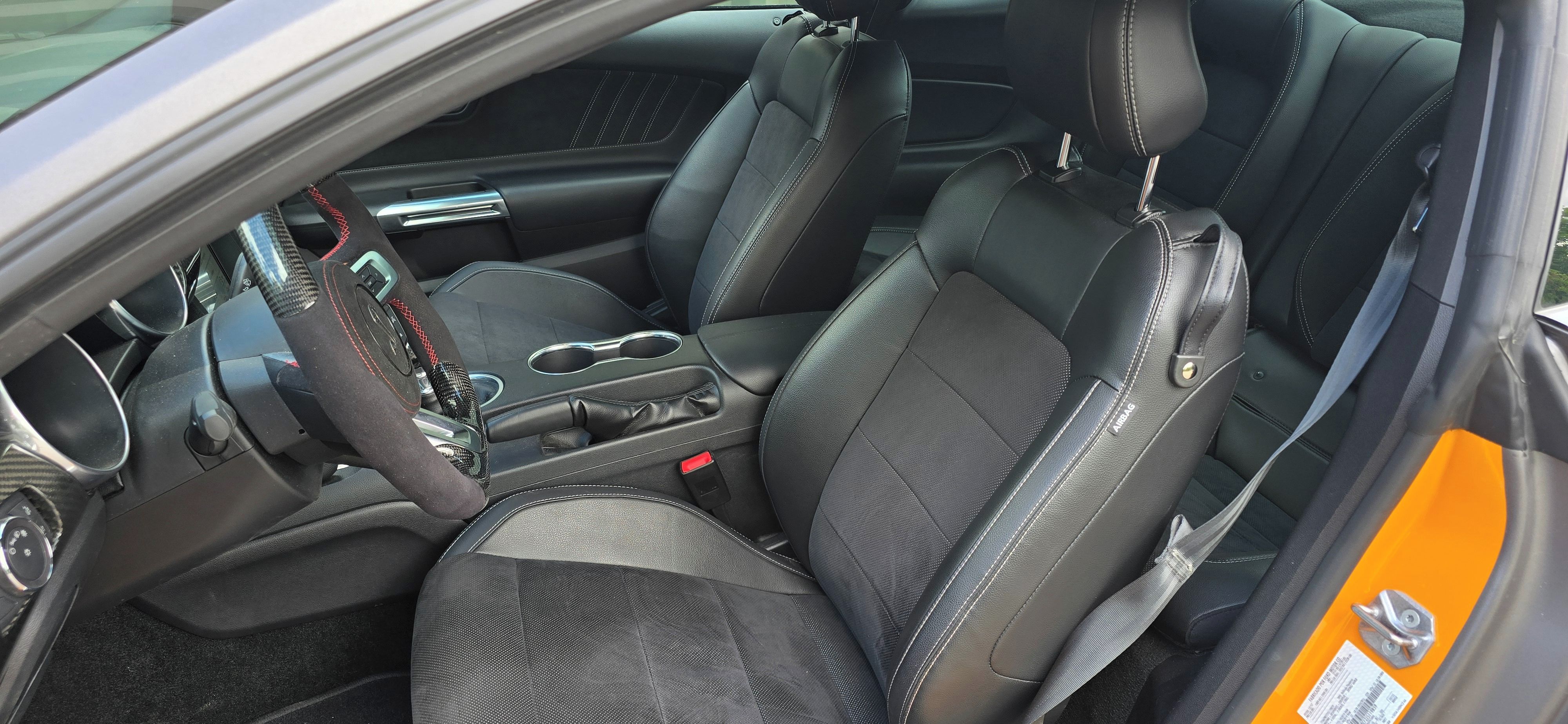 Ford Mustang, 2018 Ford Mustang GT Premium - fotka 6
