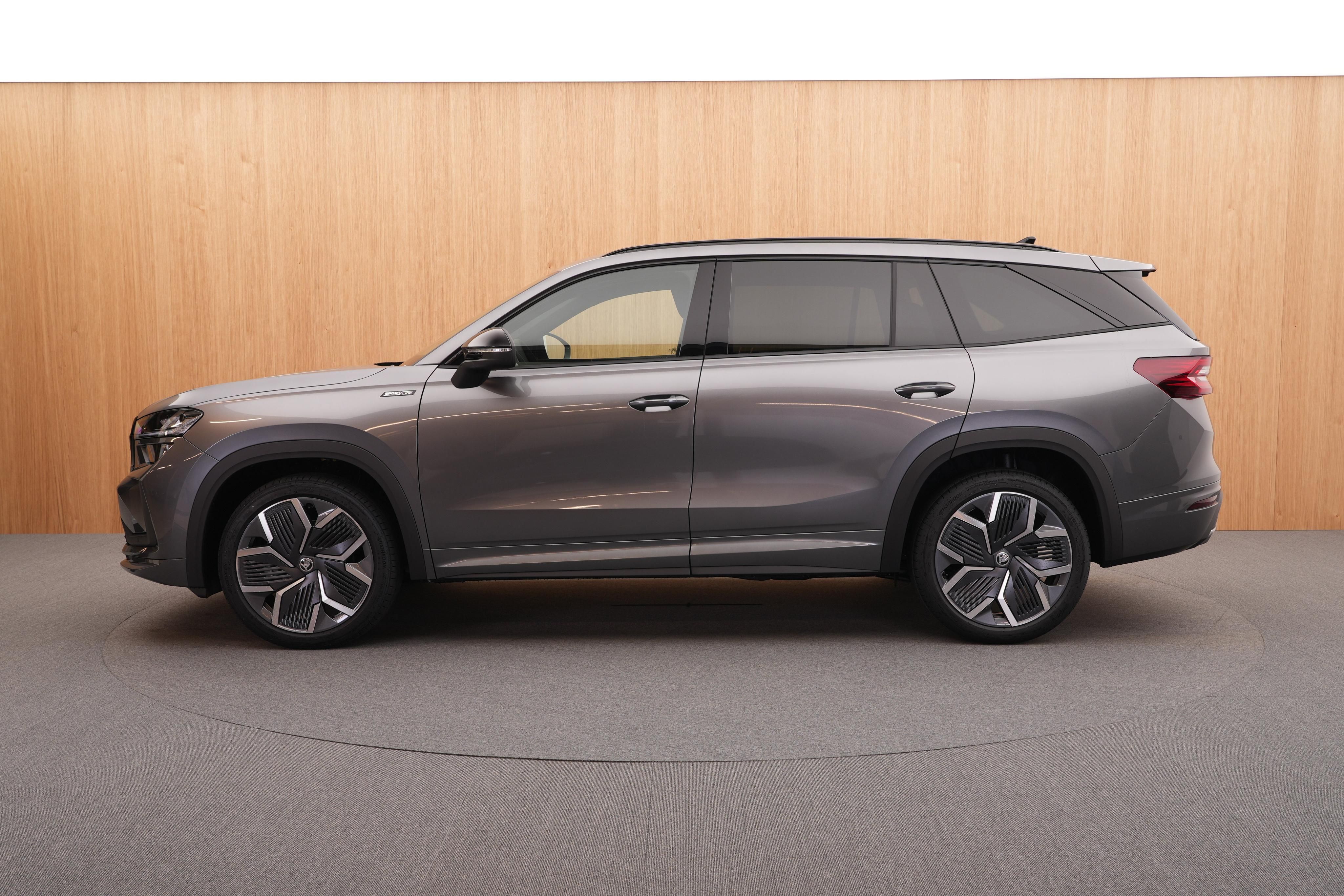 Škoda Kodiaq, Sportline 1.5 TSI DSG - fotka 2