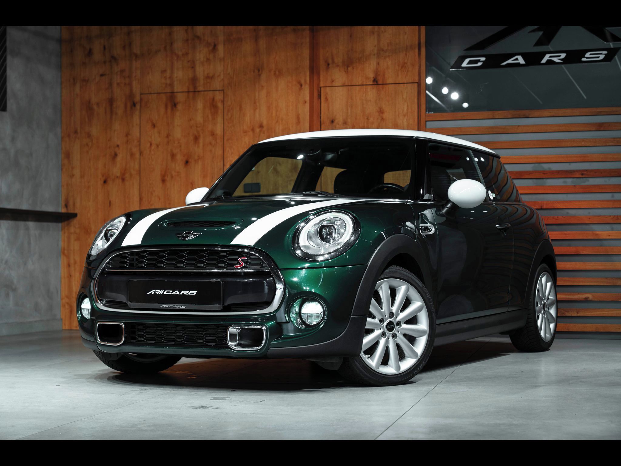 Mini Cooper S - fotka 3
