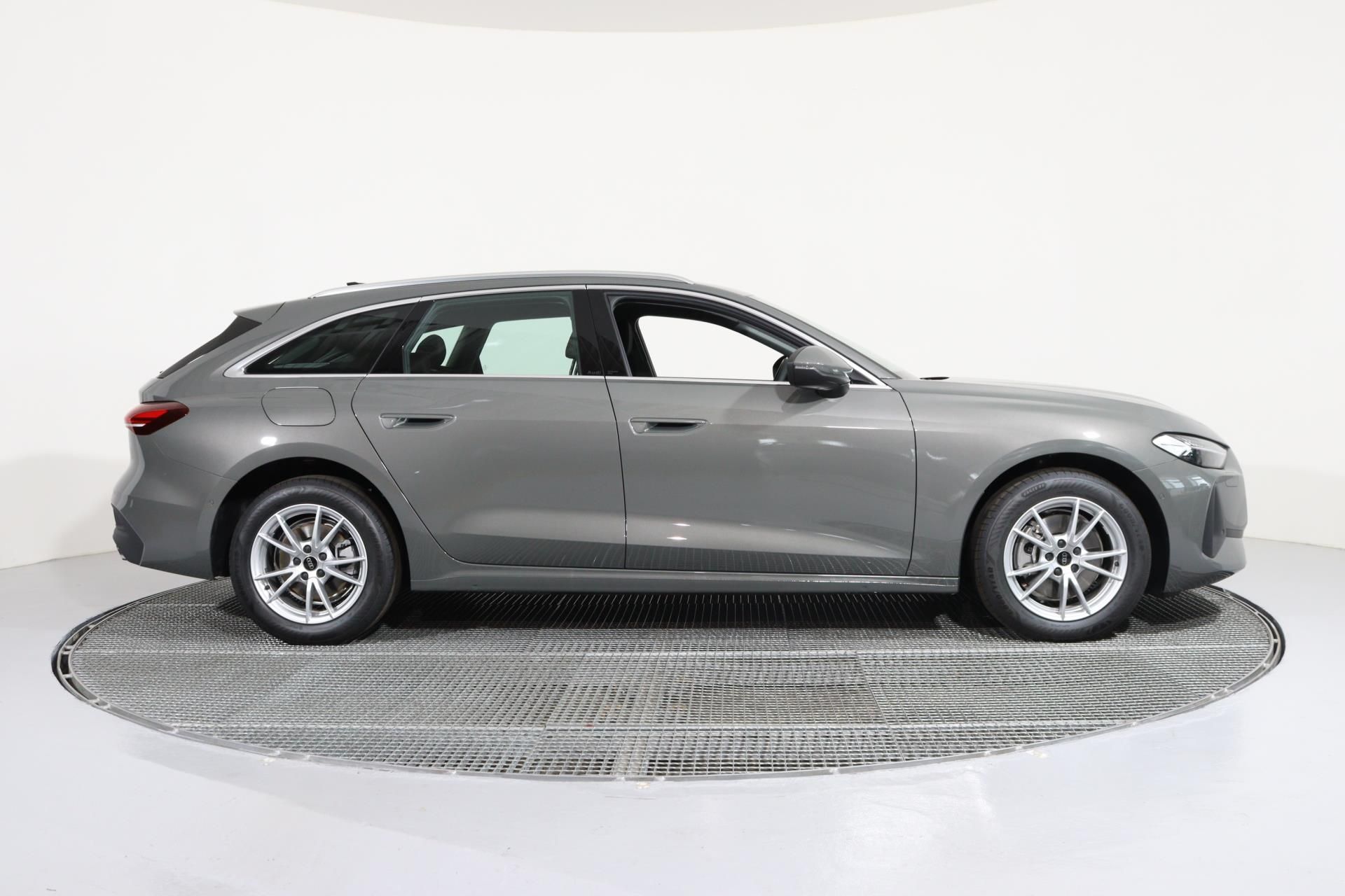 Audi A5, A5 Avant TFSI Stronic - fotka 4