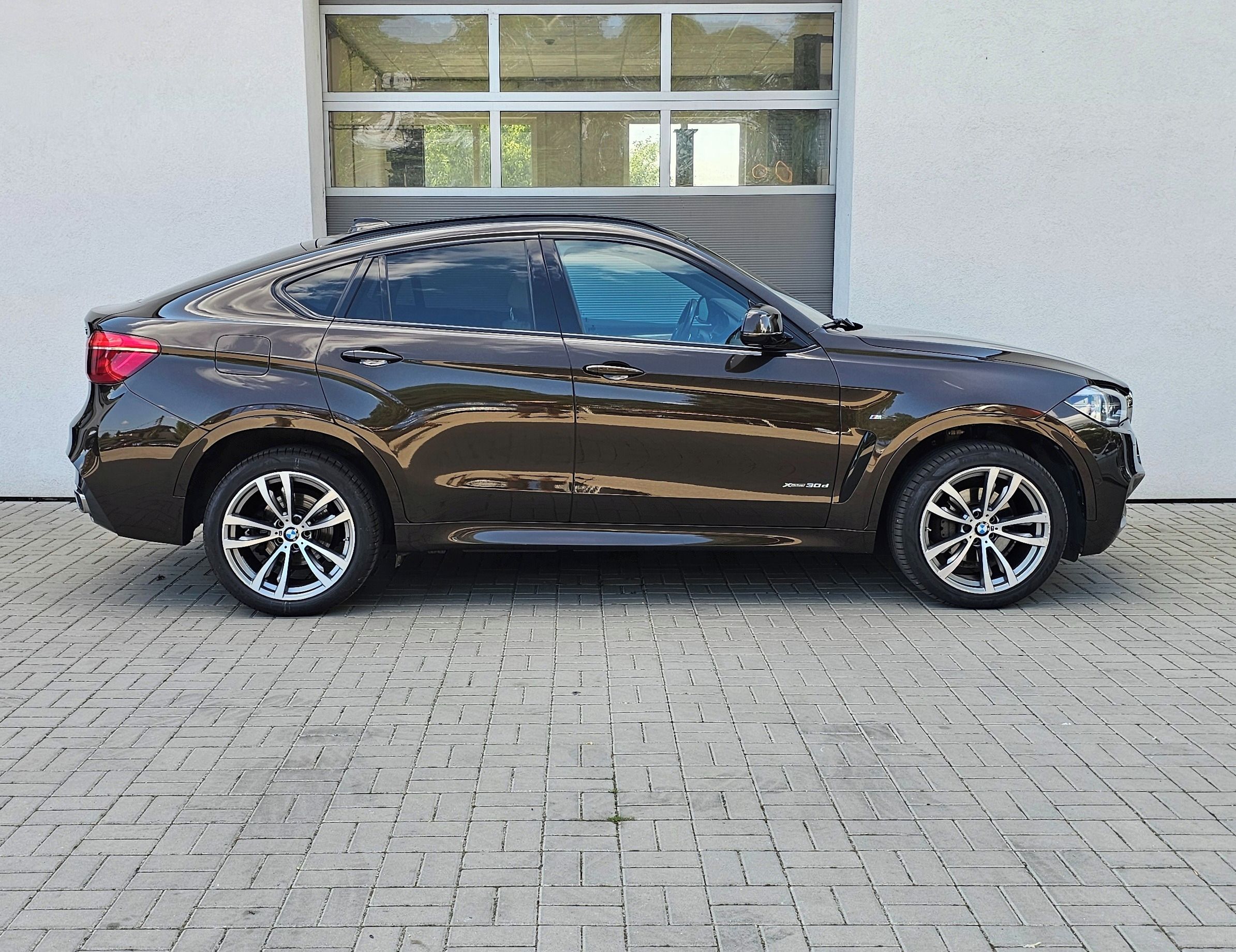 BMW X6, xDrive30d - fotka 5