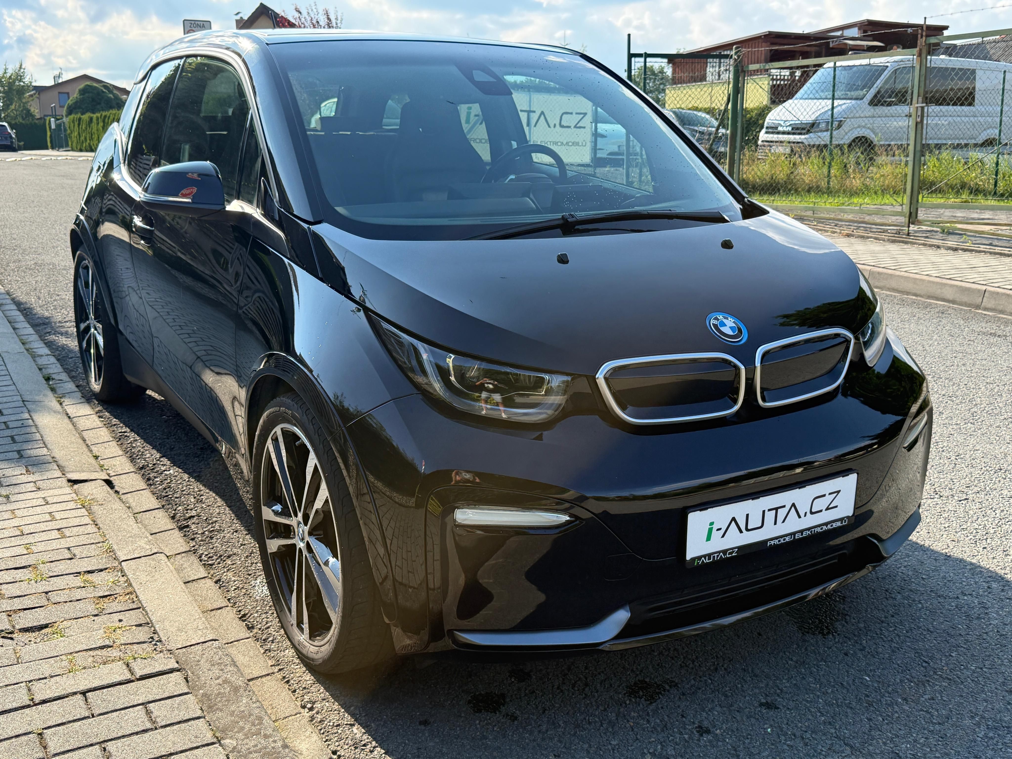 BMW i3, i3s 120Ah SUITE H/K KAMERA - fotka 4