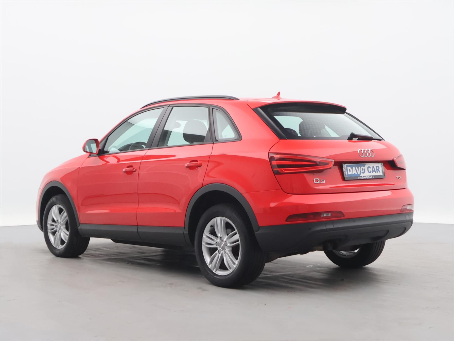 Audi Q3, 2,0 TDI 103kW Sport Xenon Navi - fotka 5