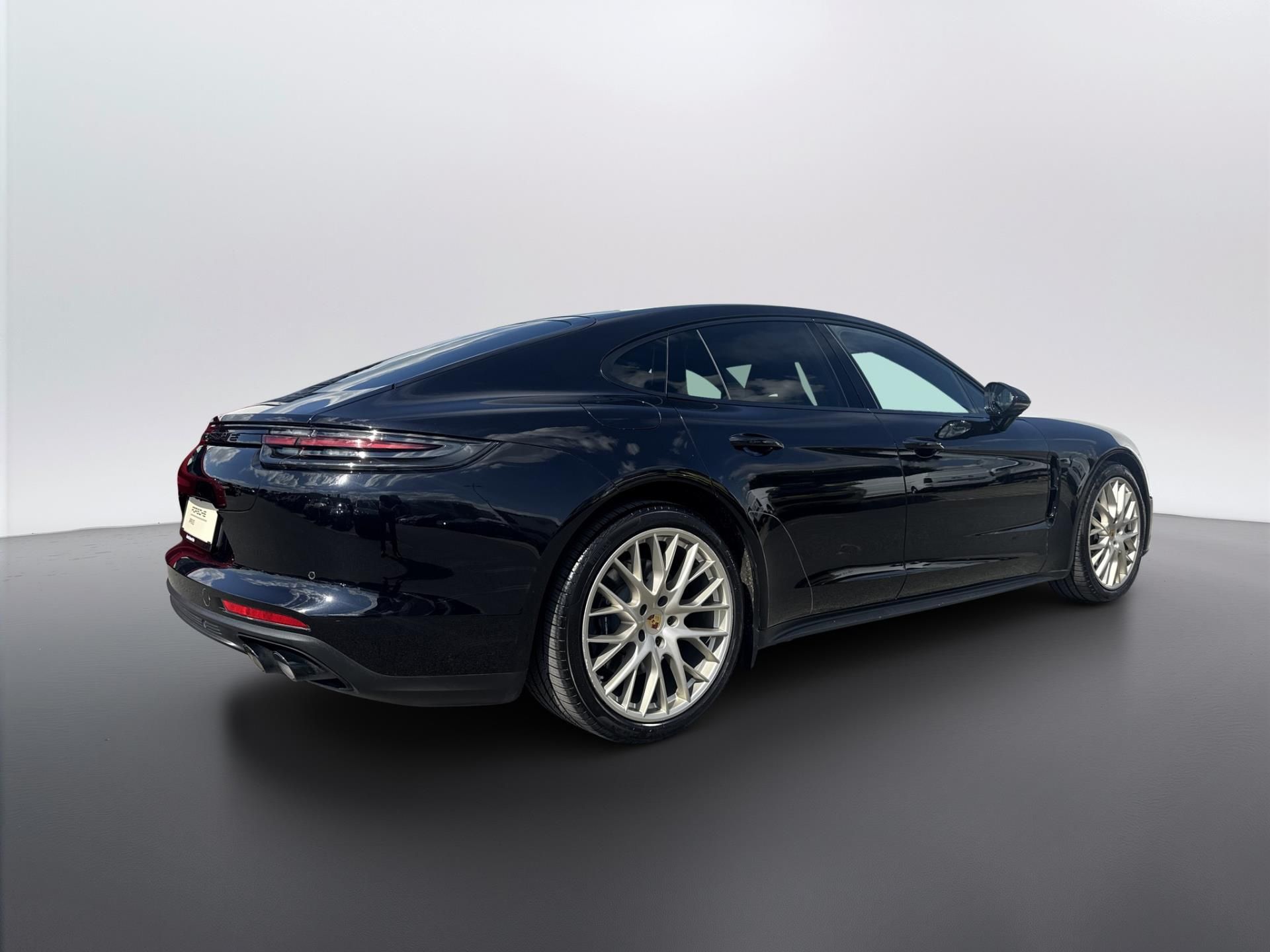 Porsche Panamera, 4 E-hybrid - fotka 5