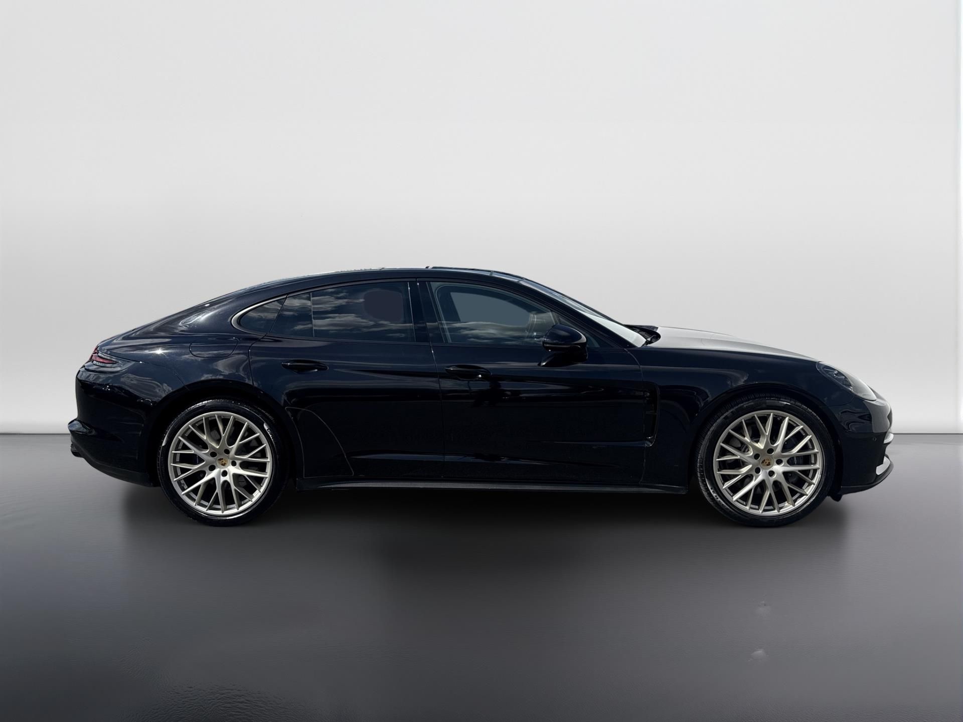 Porsche Panamera, 4 E-hybrid - fotka 6