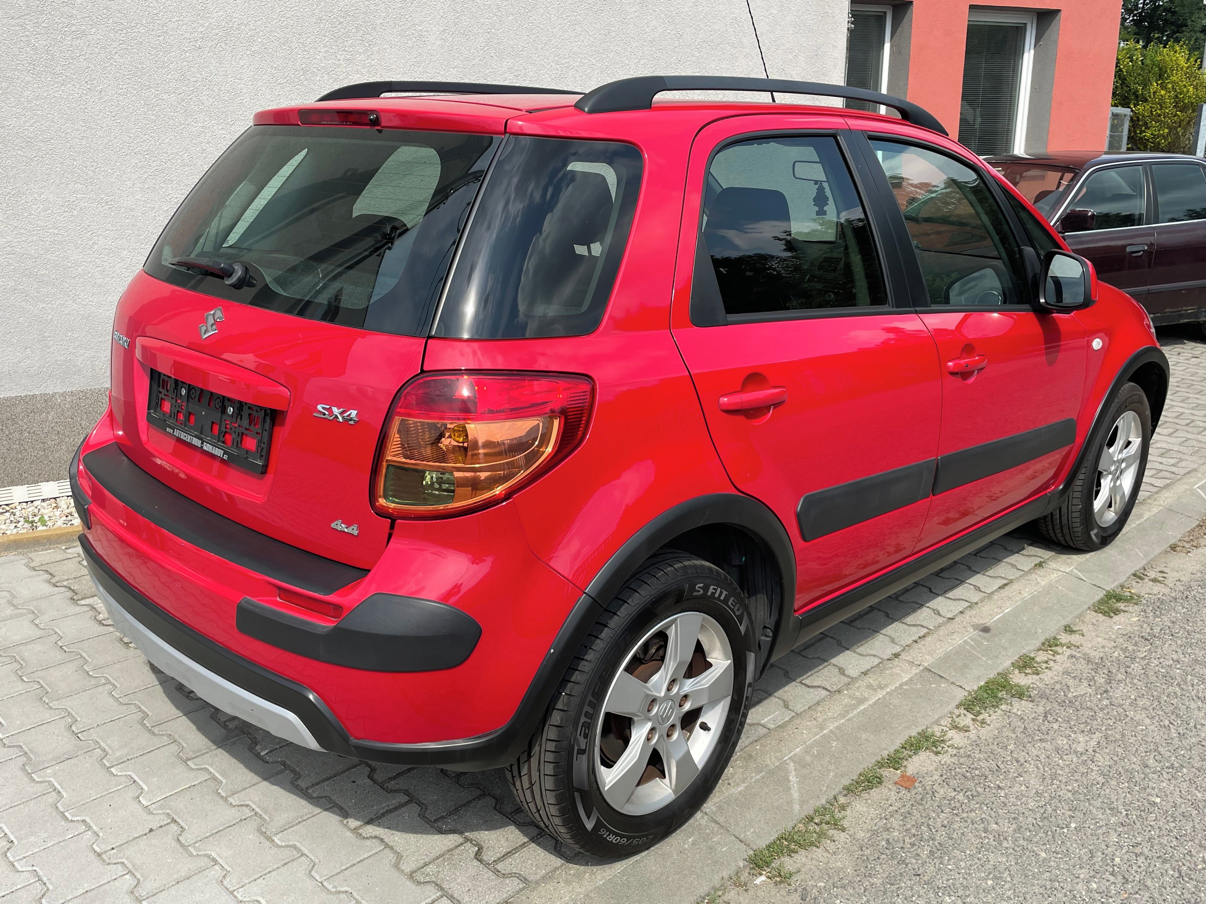 Suzuki SX4, 1.6i 88kW 4x4 - fotka 6