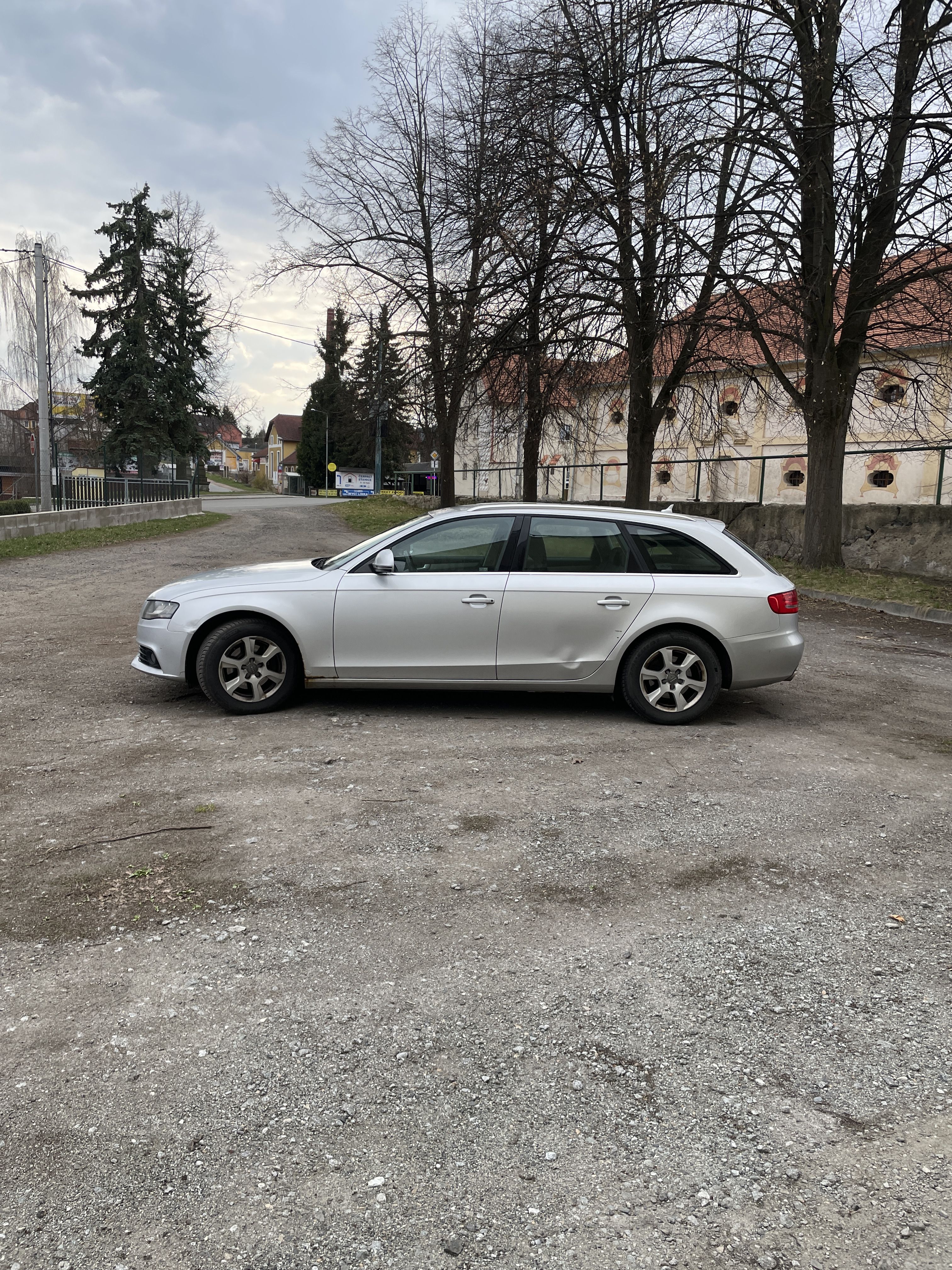 Audi A4, 3.0 TDI - 176 Kw - fotka 6