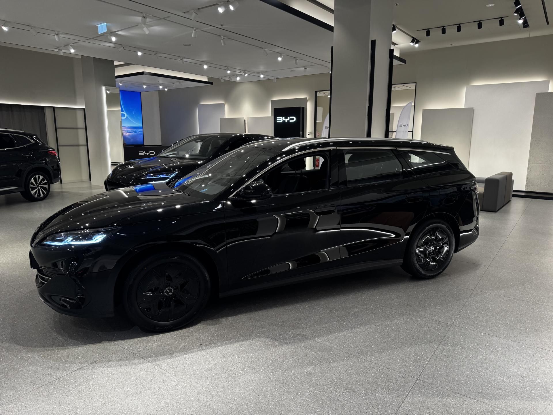 BYD Seal 6, DM-i Touring Boost SuperHybrid - fotka 2