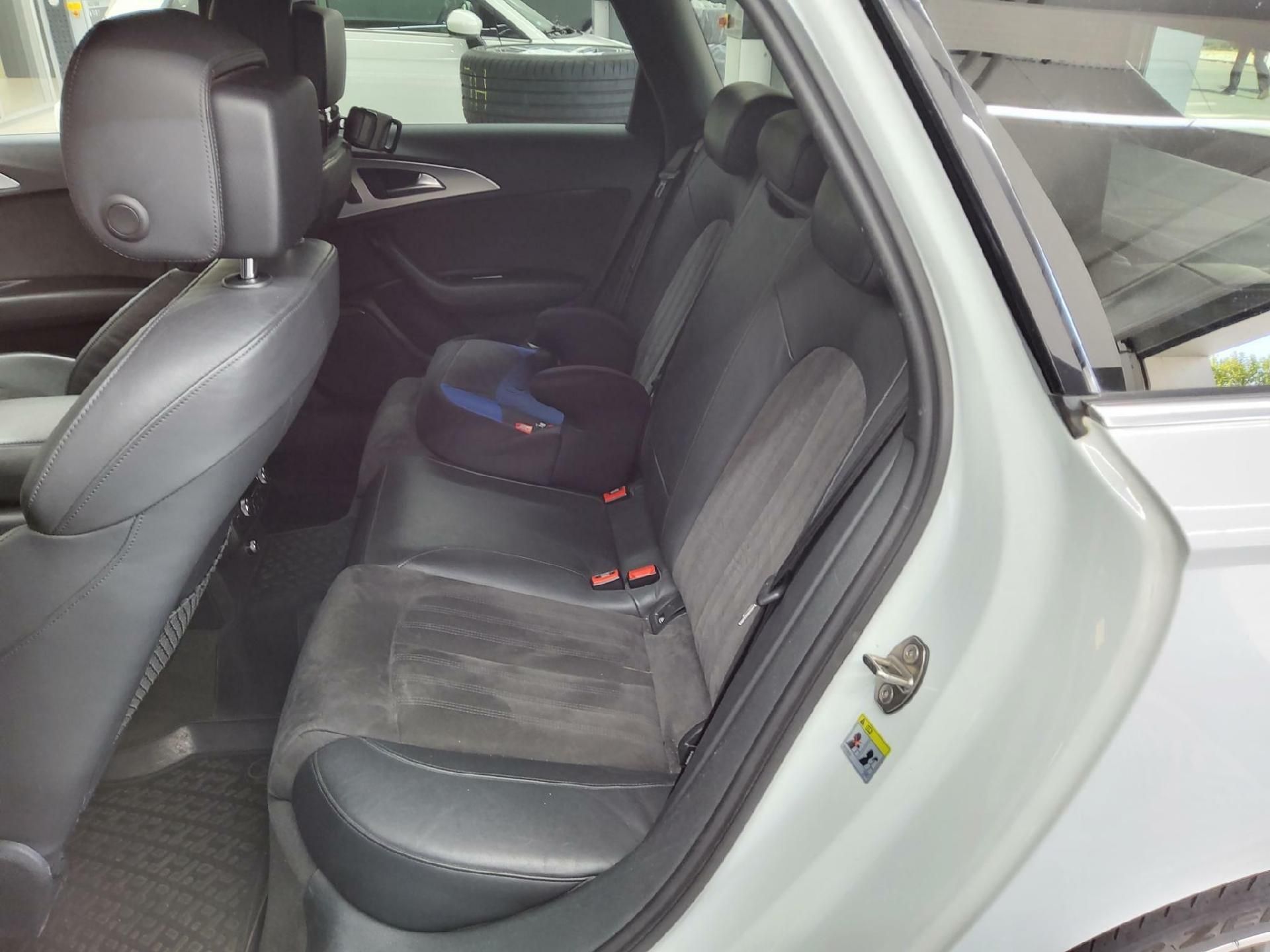 Audi A6 Avant, 3.0 TDI S-LINE VZDUCH - fotka 4