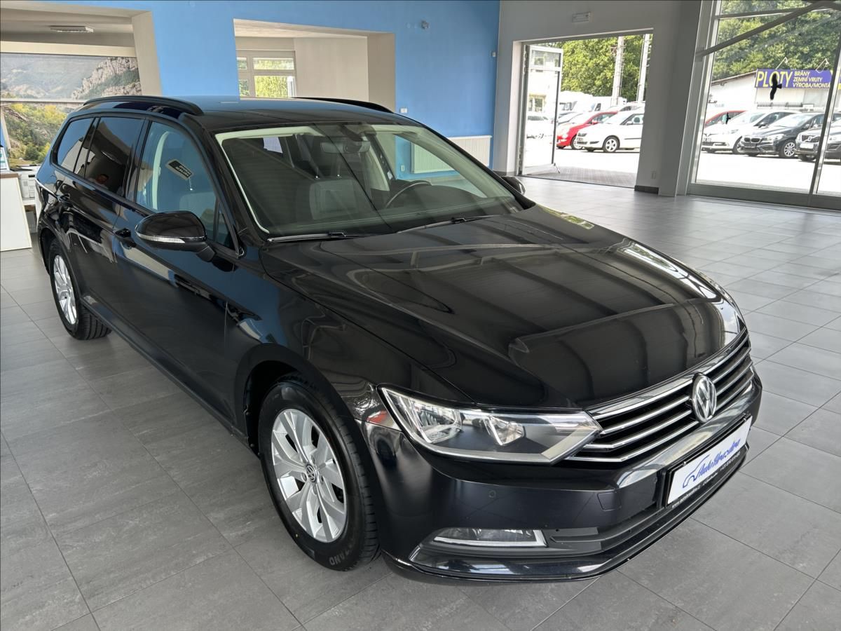 Volkswagen Passat, 2,0   TDI 110kW,1.MAJ,SERVISKA