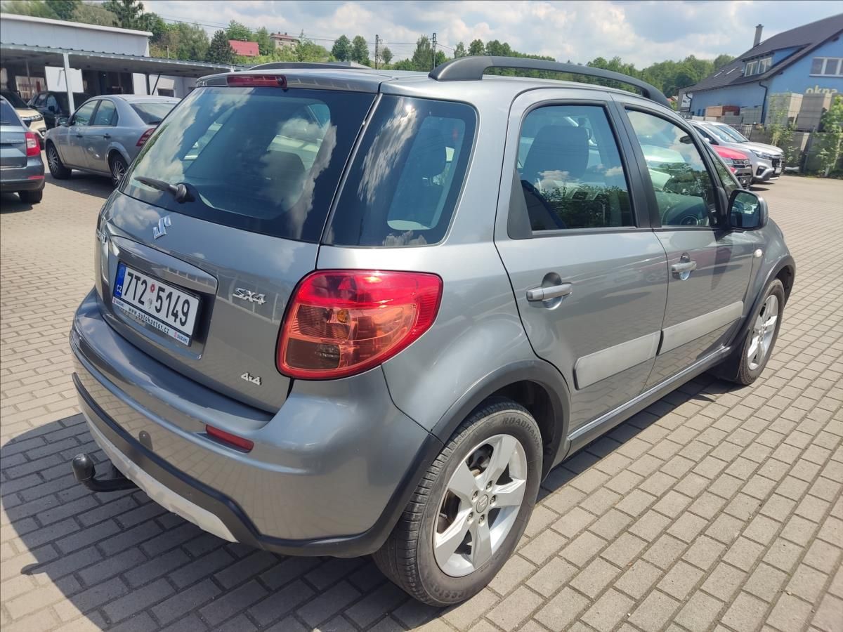 Suzuki SX4, 1,6 VVt 4x2 - fotka 3