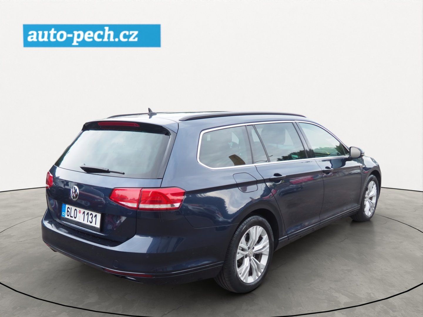 Volkswagen Passat Variant, 2.0 TDI 140 kW, DSG, 4Motion - fotka 4
