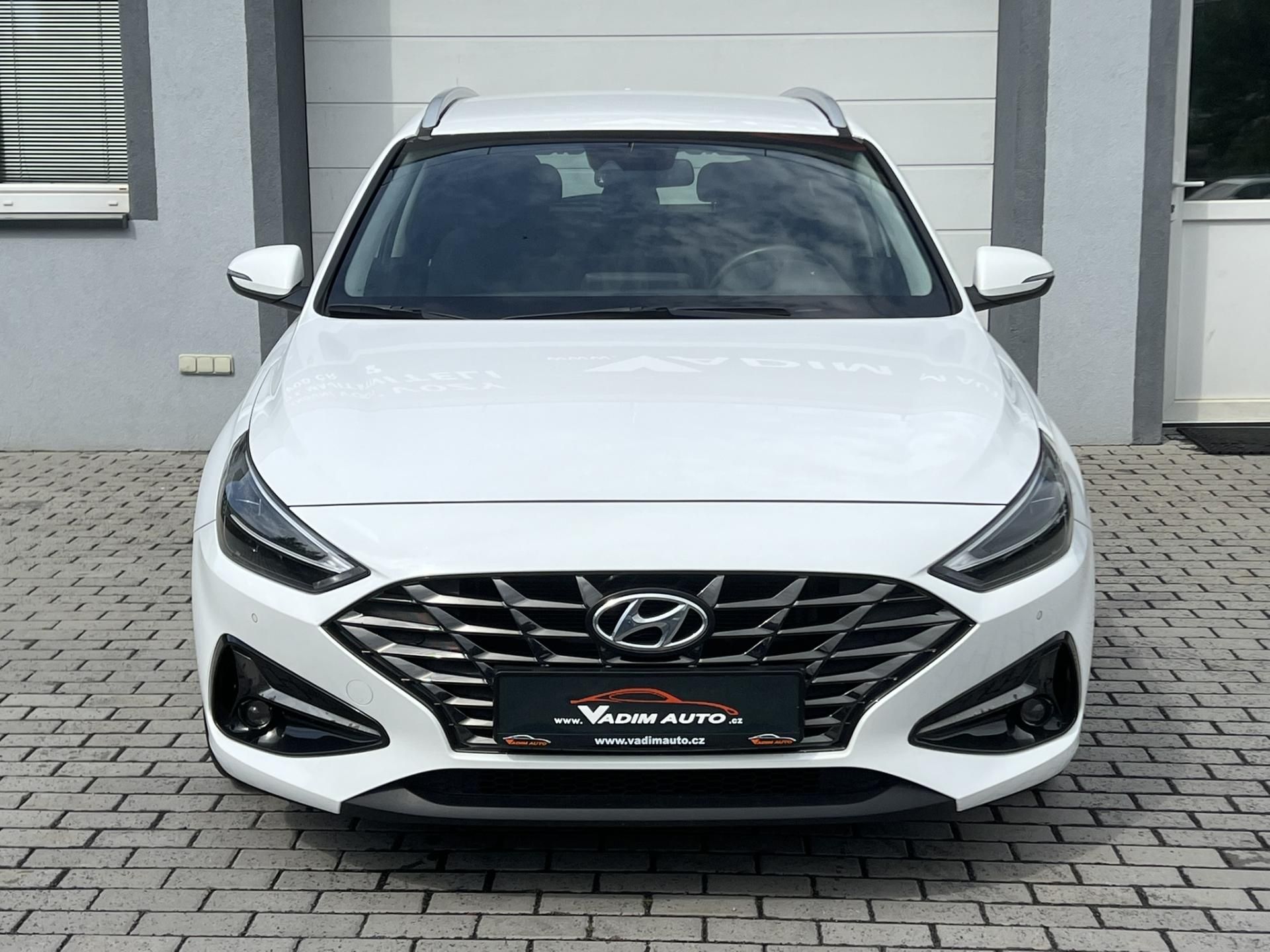 Hyundai i30, 1.5T-GDi 115kW SMART ČR NOVÉ - fotka 5