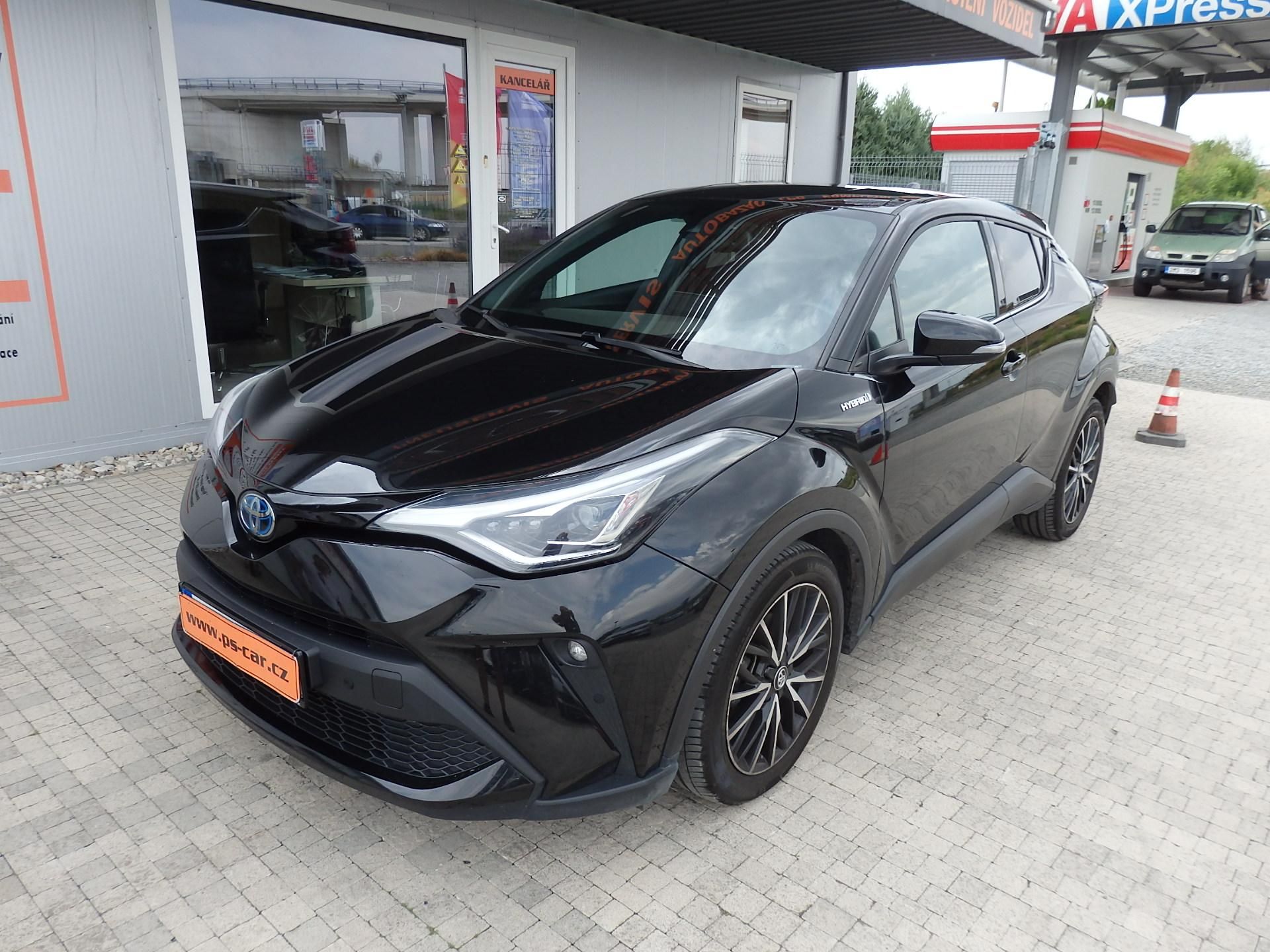 Toyota C-HR, 1.8 HYBRID EXECUTIVE - fotka 2