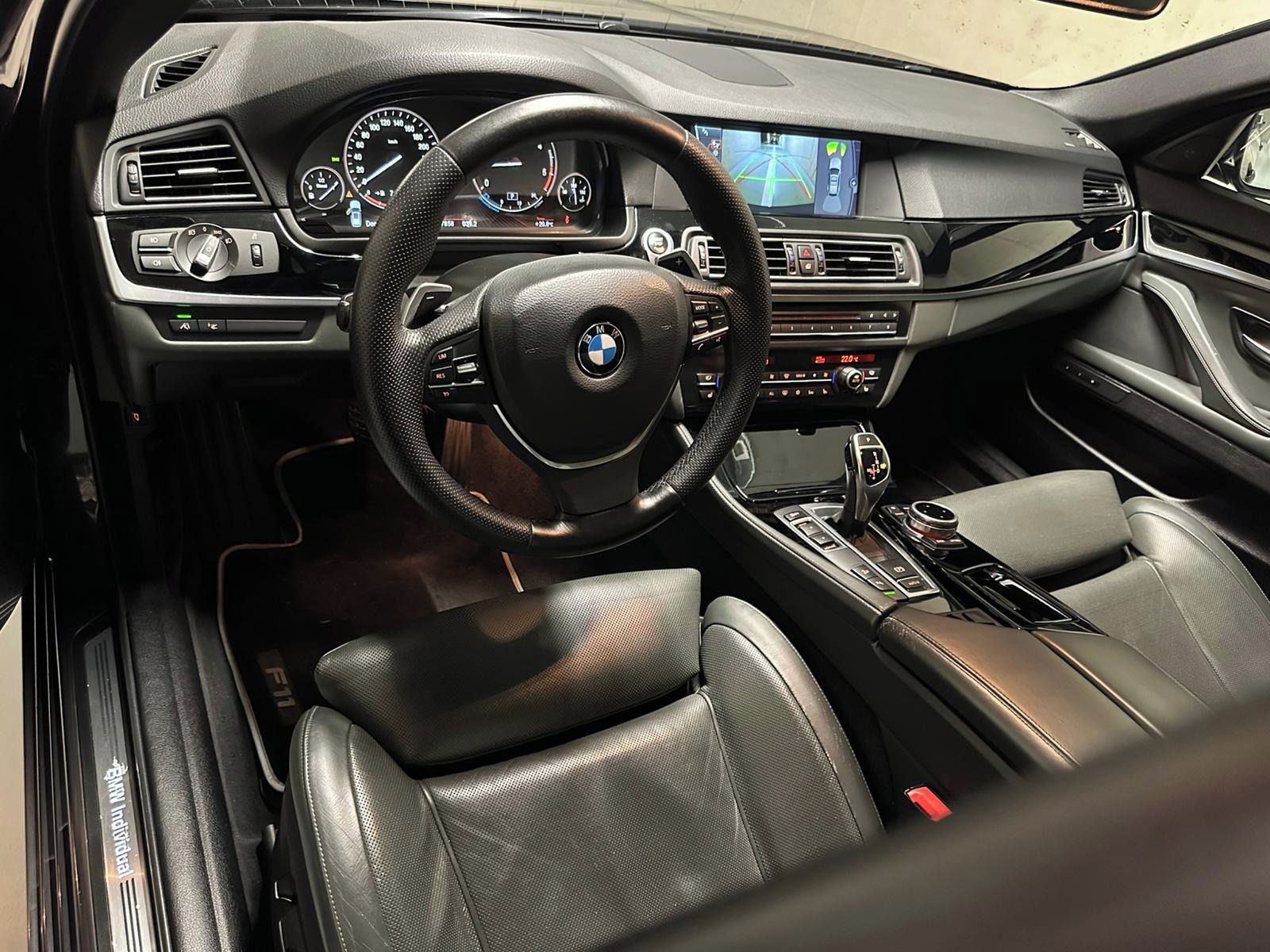 BMW Řada 5, INDIVIDUAL xDrive 190kW - fotka 6