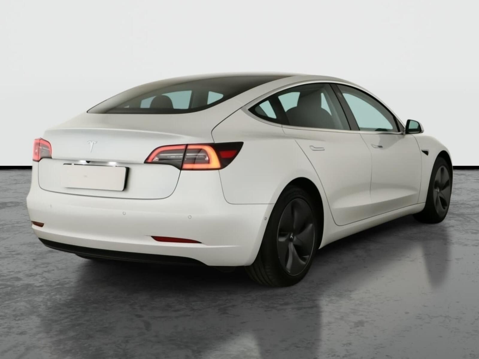 Tesla Model 3, Std Range Plus 52kWh, SoH 84% - fotka 5