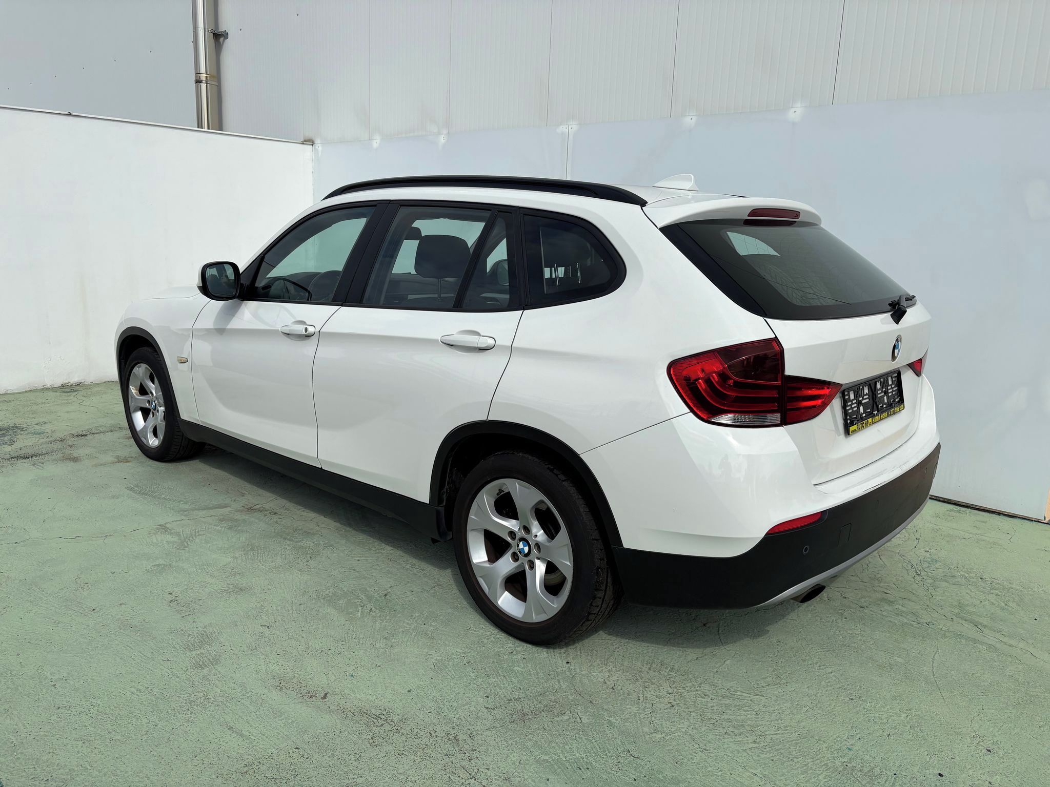 BMW X1, 18i, 110kW, sDrive, Automat - fotka 4