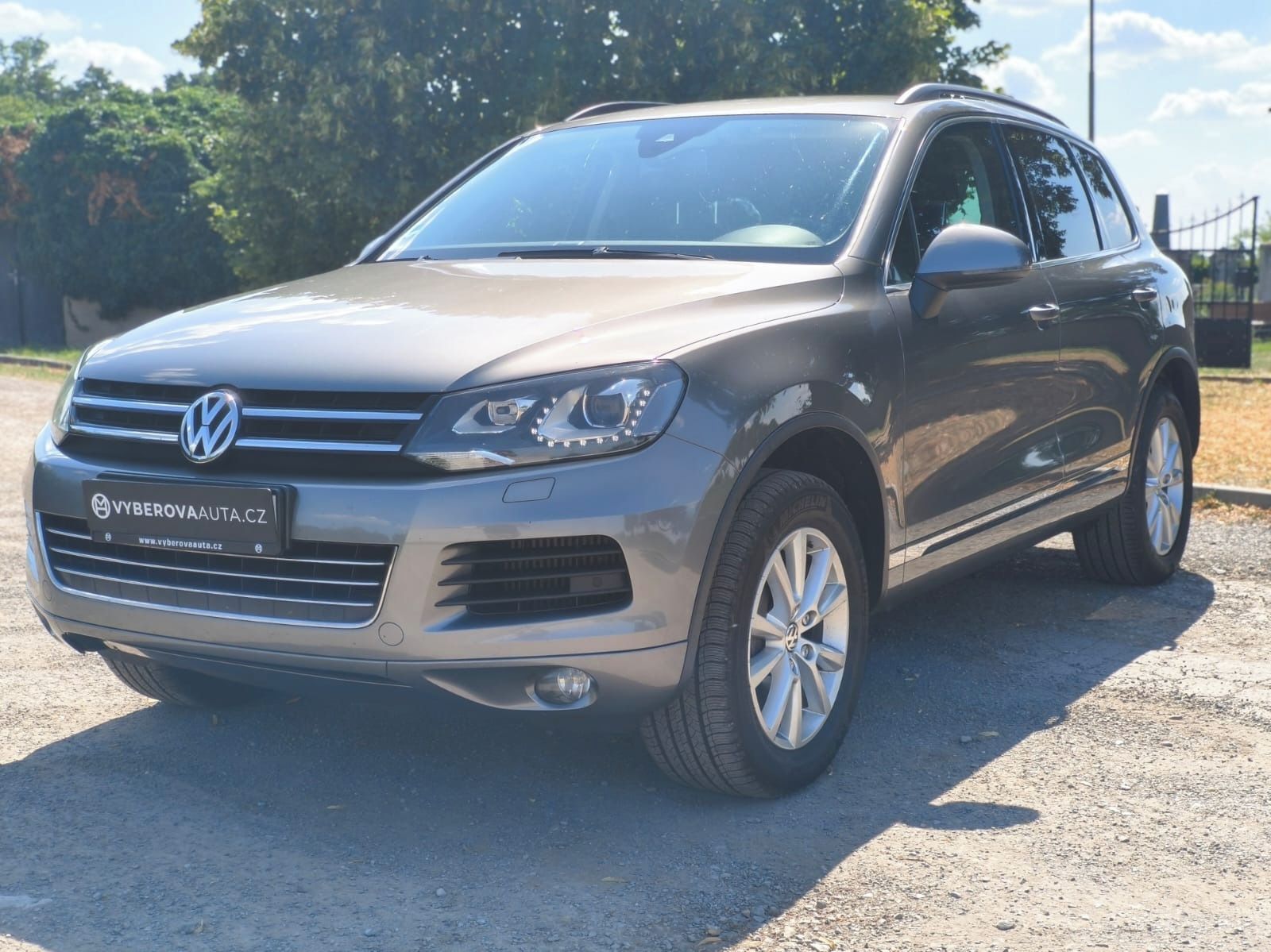 Volkswagen Touareg, 3.0 TDI 180kW/ 4x4/ ACC/ Tažné - fotka 2