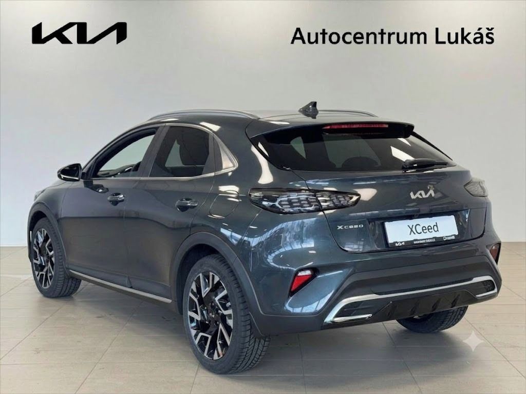 Kia XCee´d, Steel Edition,skladový vůz - fotka 5