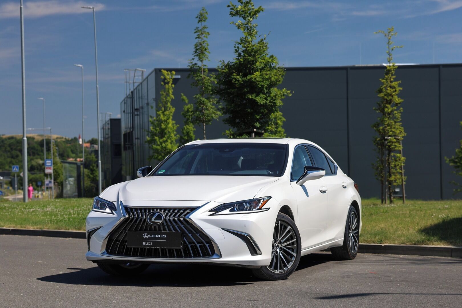 Lexus ES 300h, 300h 2,5 HEV BUSINESS EDITION