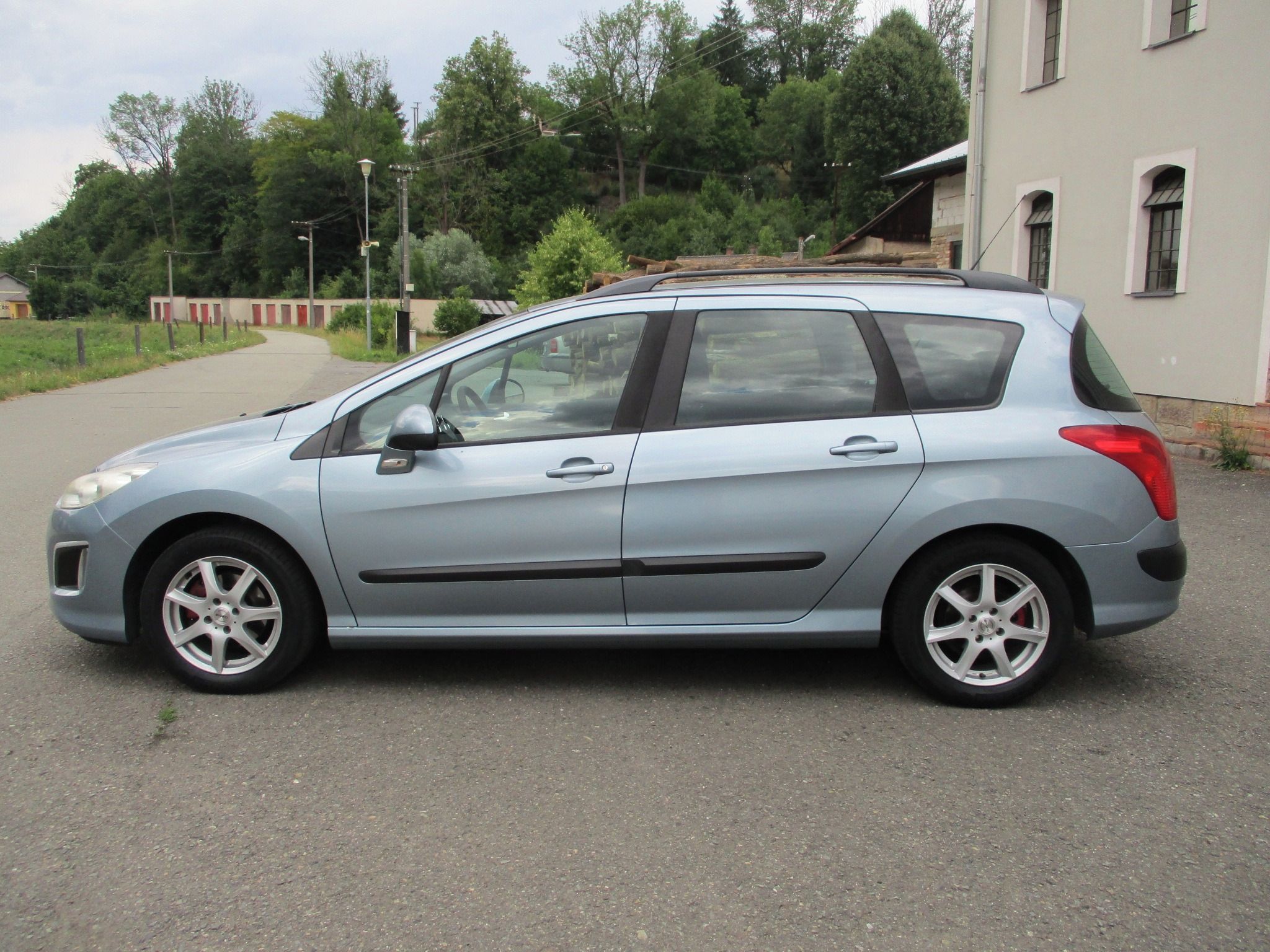Peugeot 308, 1.6 HDi - Pěkný stav - fotka 2