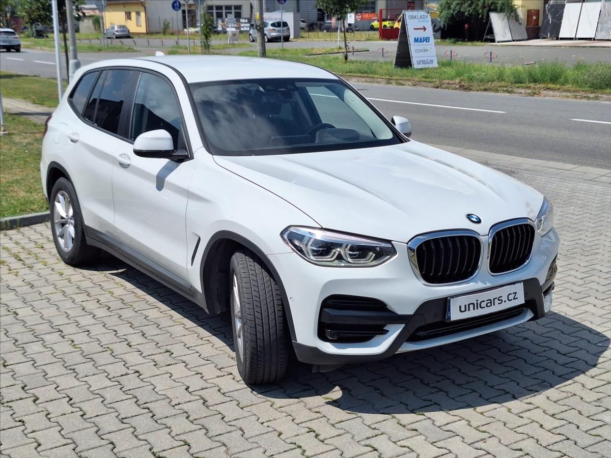 BMW X3, 3,0 D  XDrive HeadUp+tažné - fotka 3