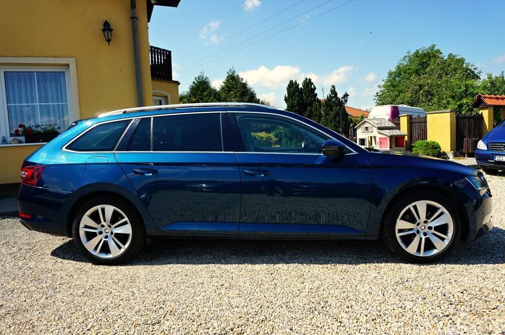 Škoda Superb, STYLE 2,0 TSI 162 kW - fotka 3