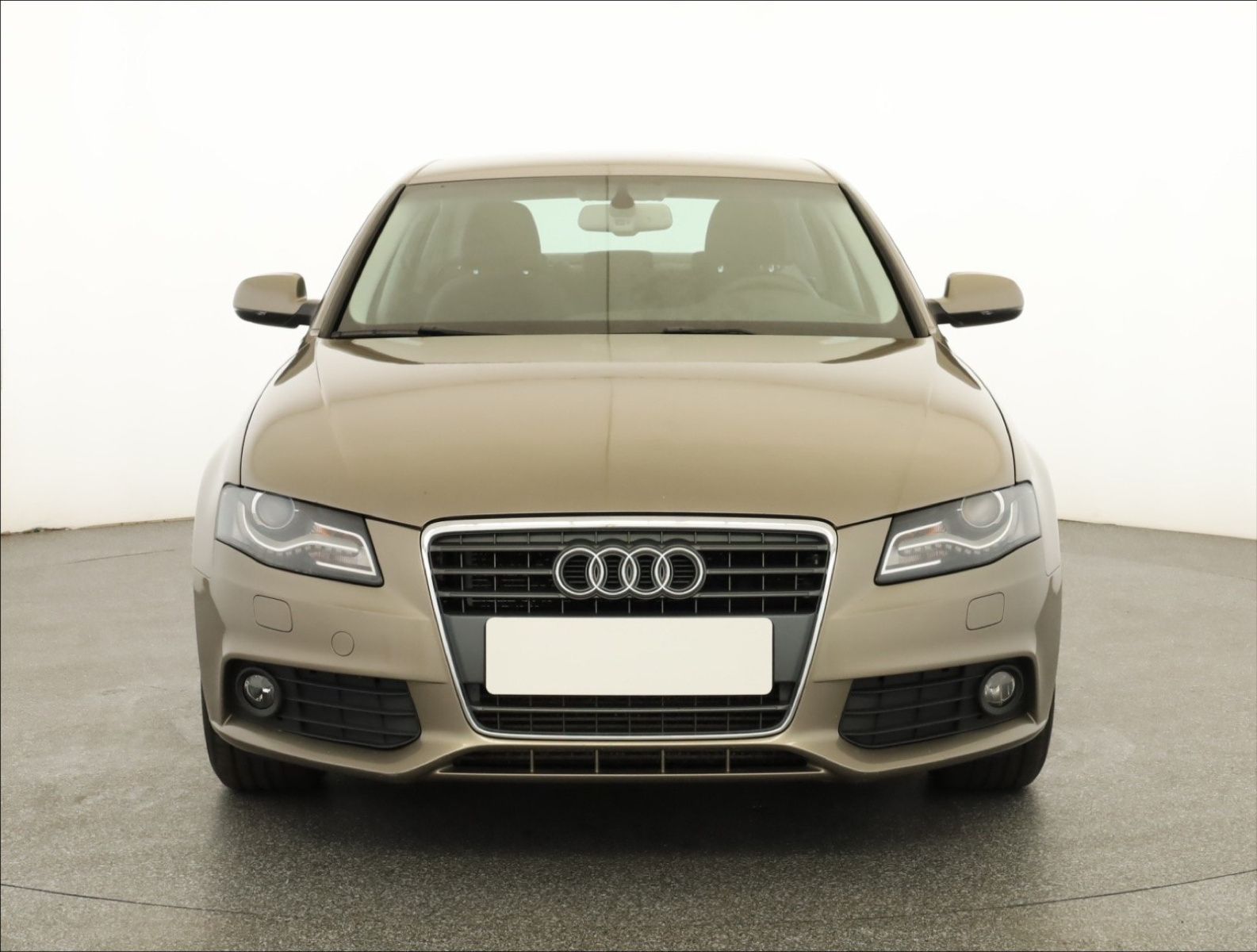 Audi A4, 2.0 TDI, Serv.kniha, Xenony - fotka 2