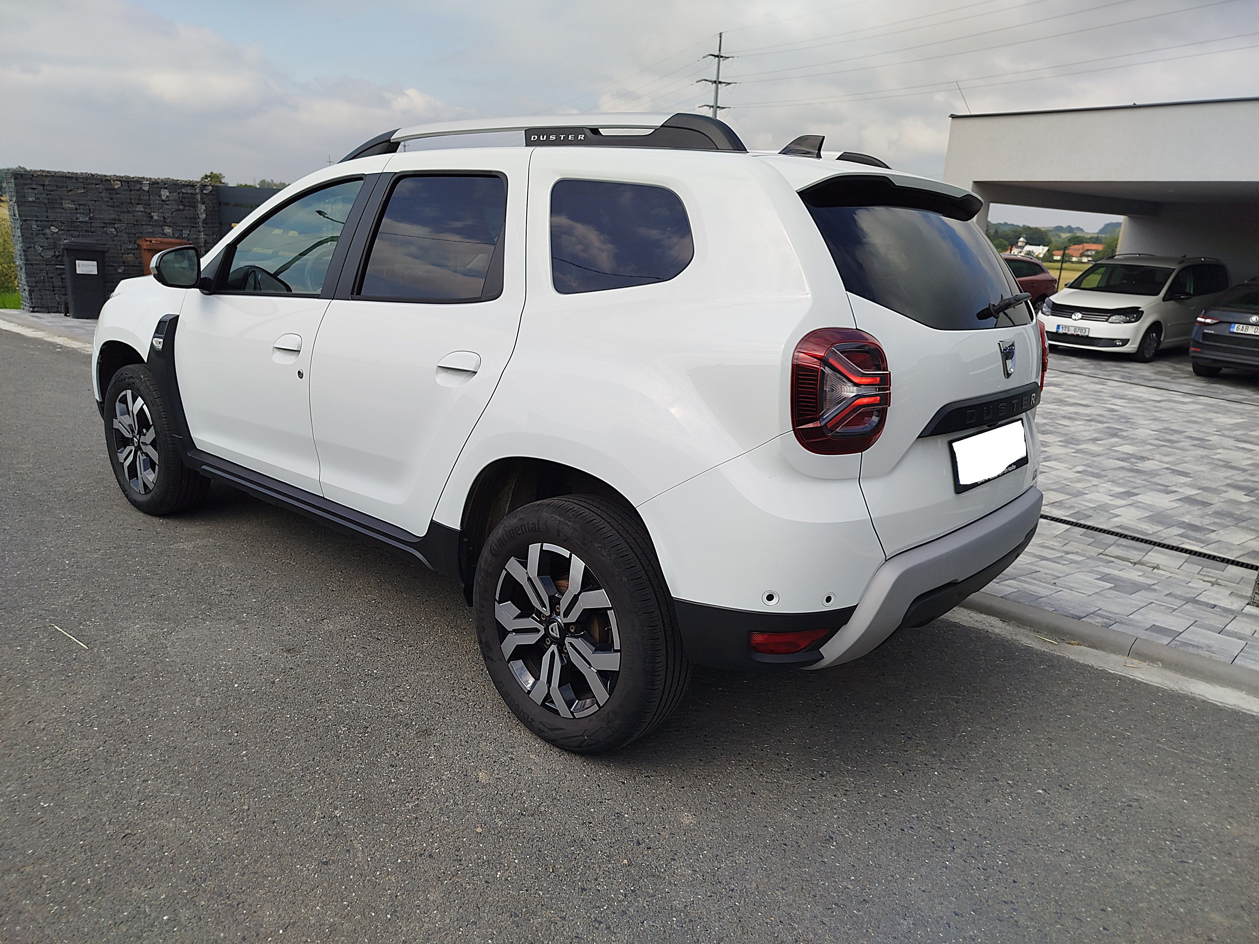 Dacia Duster, 1.3TCe,110kw Automat,1 majitel - fotka 3
