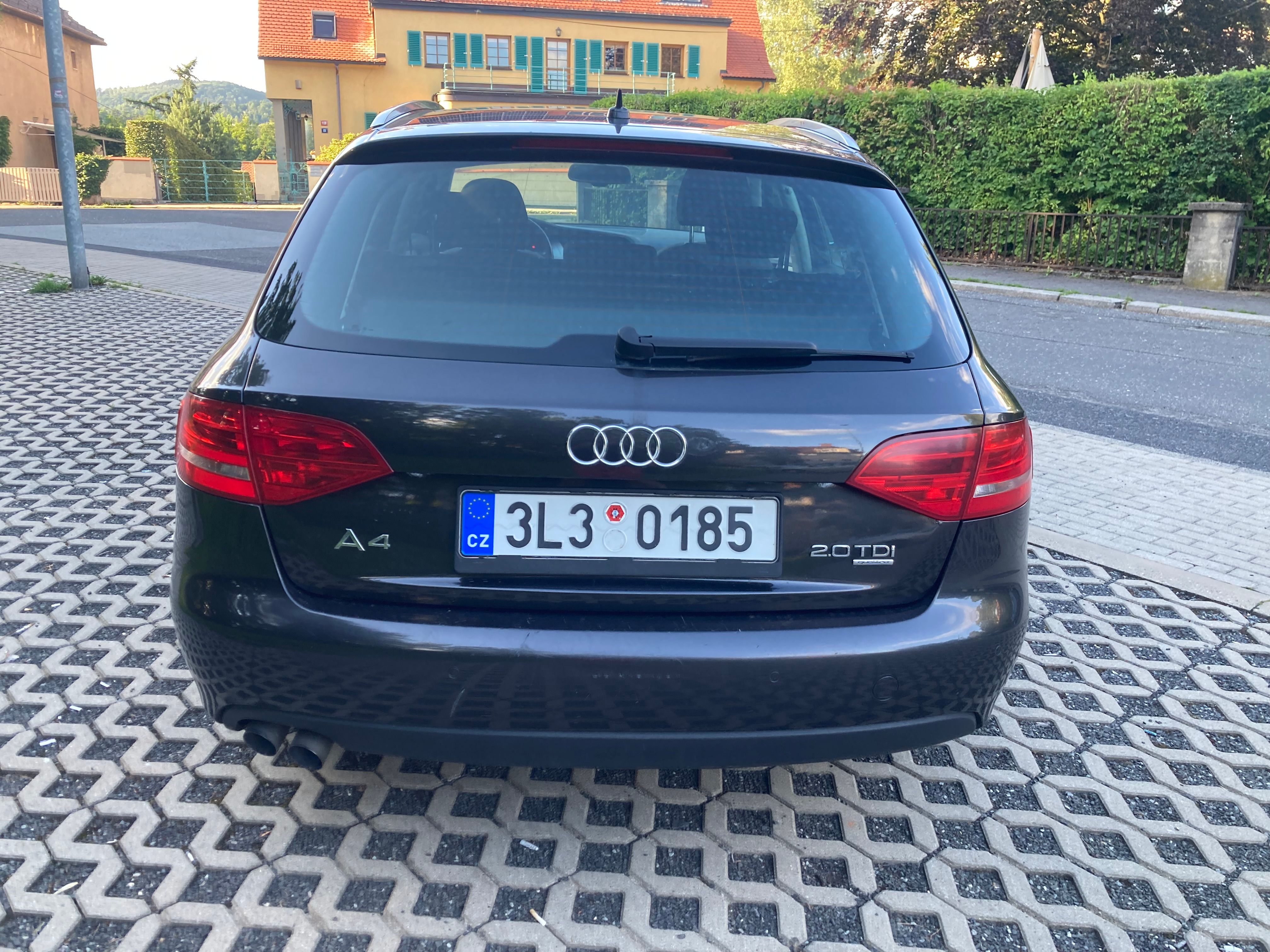 Audi A4, AUDI A4 AVANT QUATTRO 2.0 TDI - fotka 6