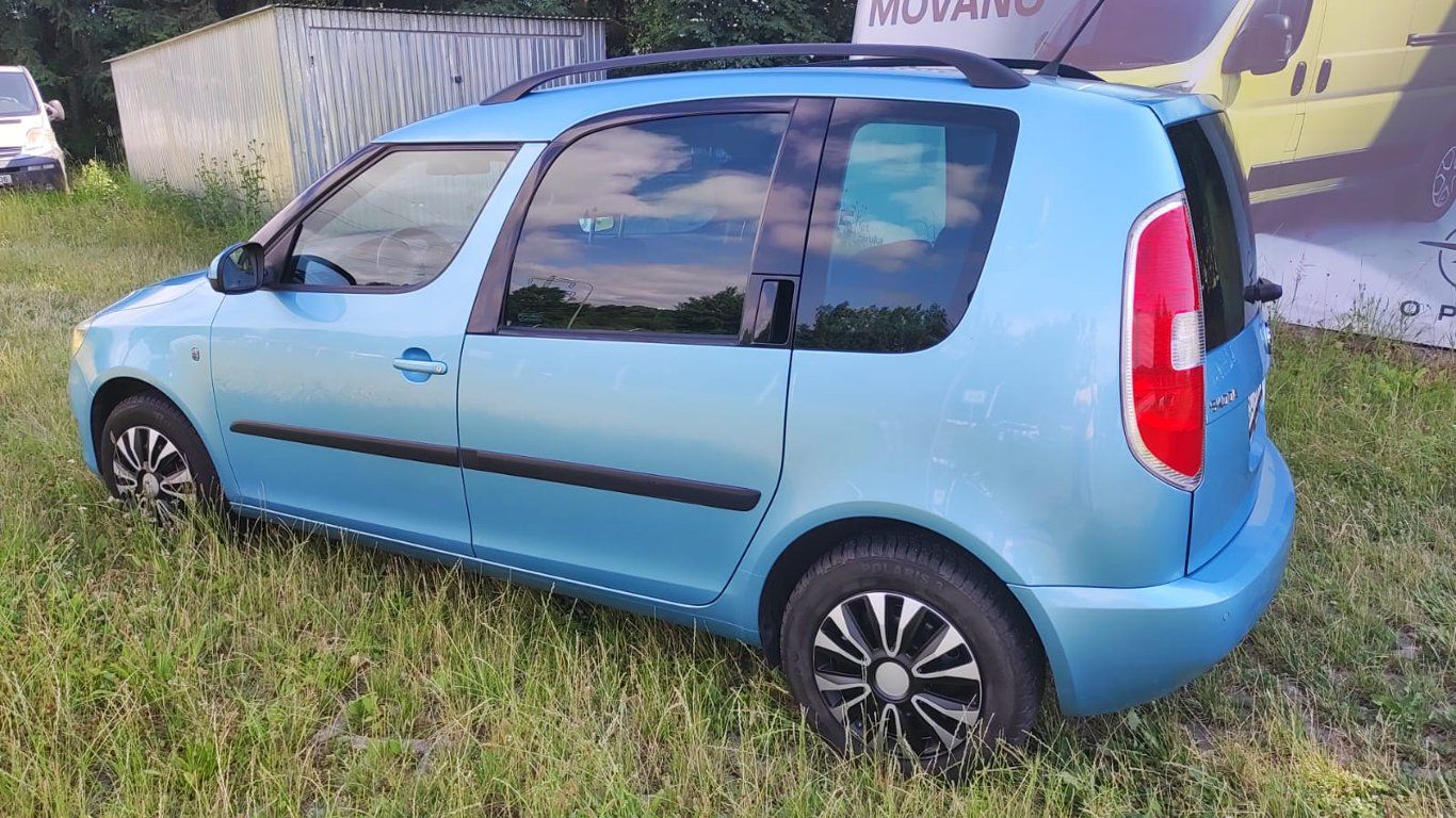 Škoda Roomster, 1,2 63kW - fotka 3
