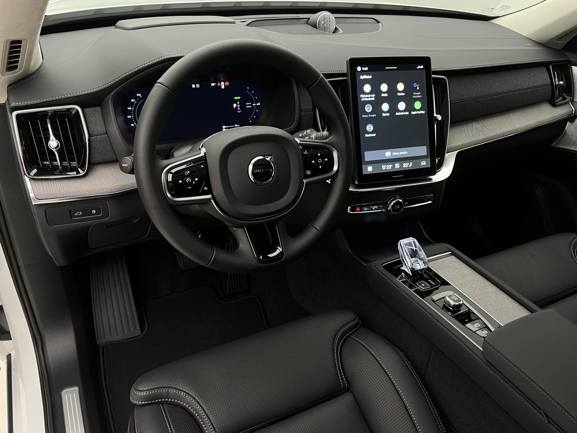 Volvo XC90, T8 AWD RECHARGE ULTRA DARK - fotka 4