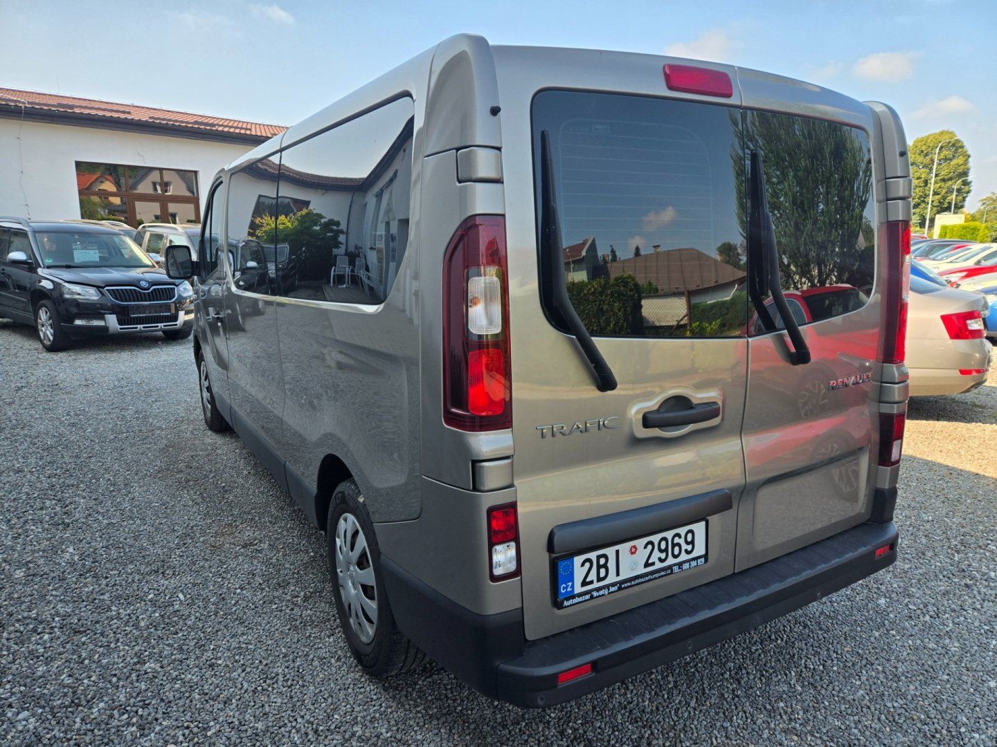 Renault Trafic, 1.6 DCi 8.místné,nové CZ - fotka 5