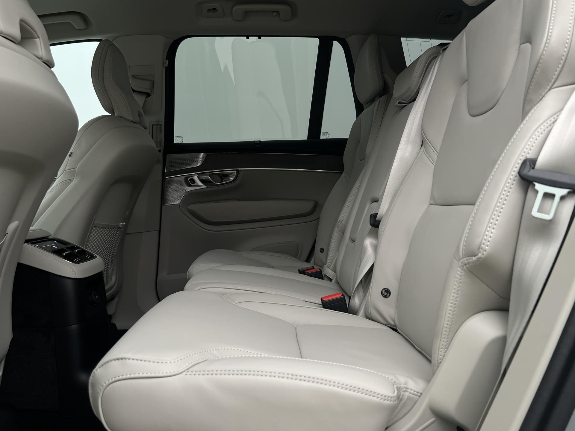 Volvo XC90, T8 AWD PLUS BRIGHT - fotka 5