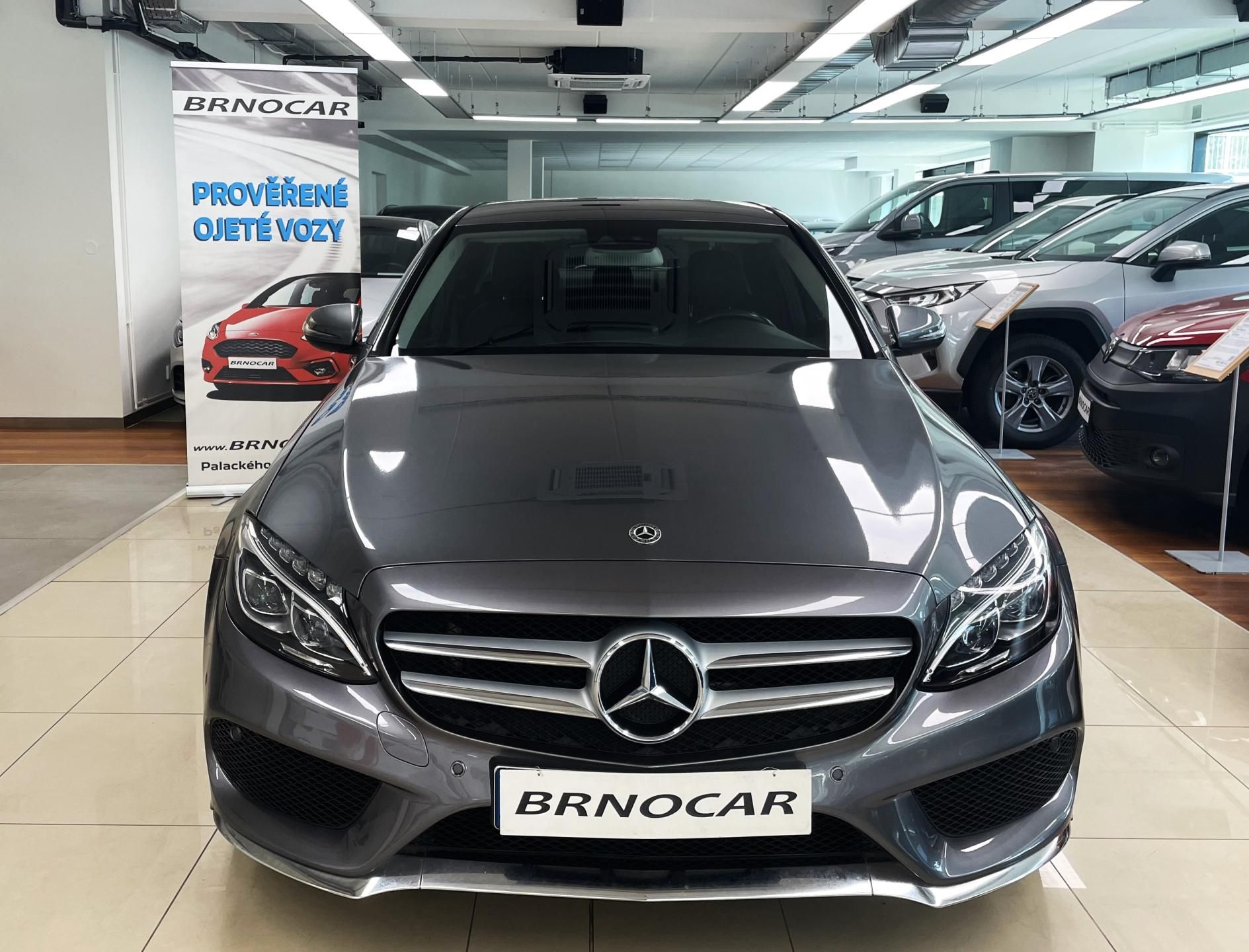 Mercedes-Benz Třídy C, 220d, 4 MATIC, AMG PAKET, ČR - fotka 2