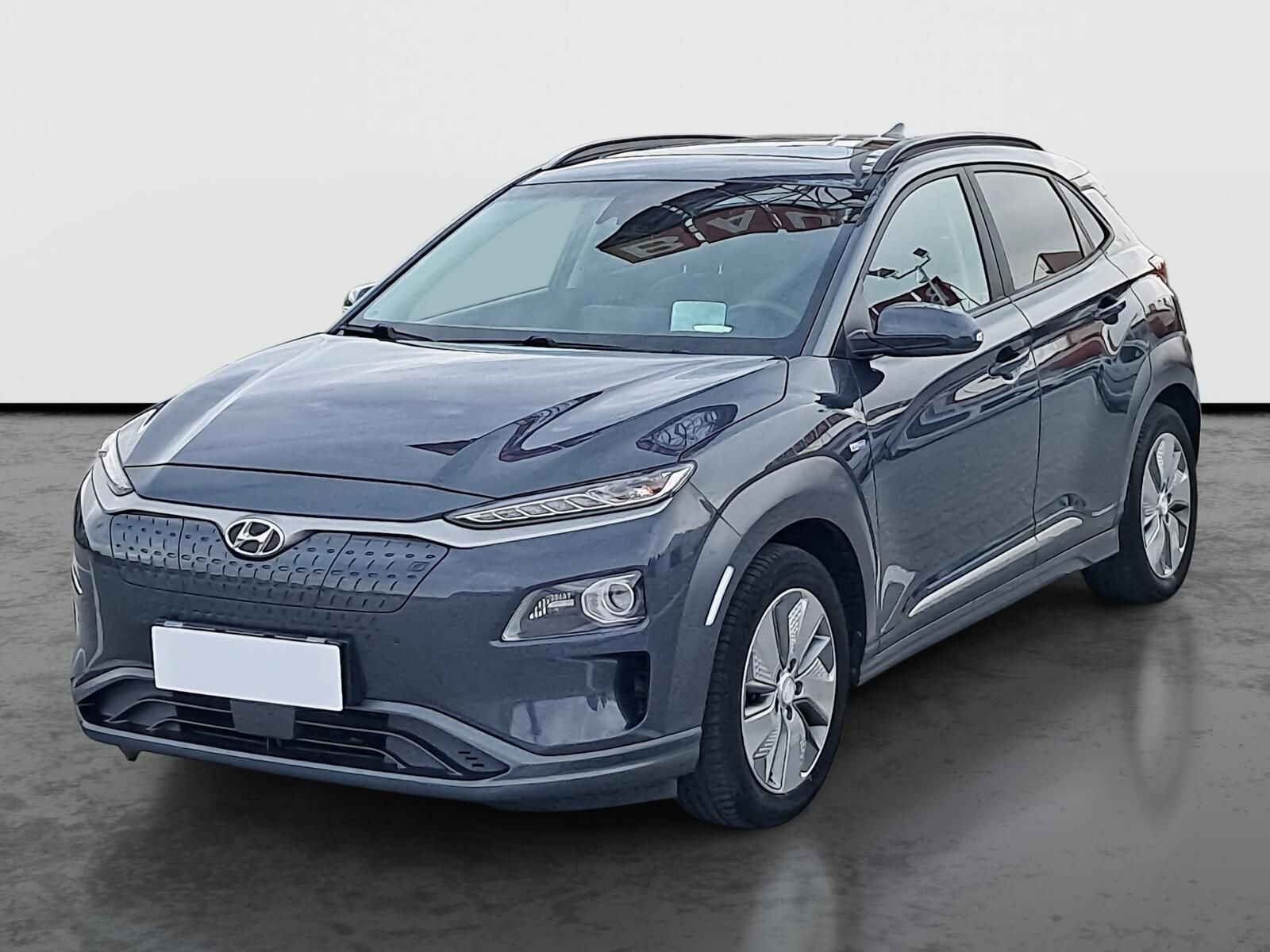 Hyundai Kona, Electric 64 kWh, SoH 96% - fotka 2