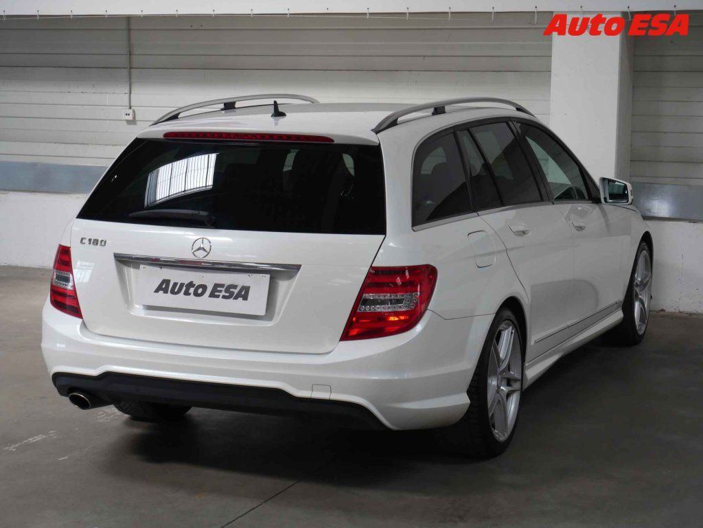 Mercedes-Benz Třídy C, 1.6 CGi C180,Avantgarde,AT - fotka 6