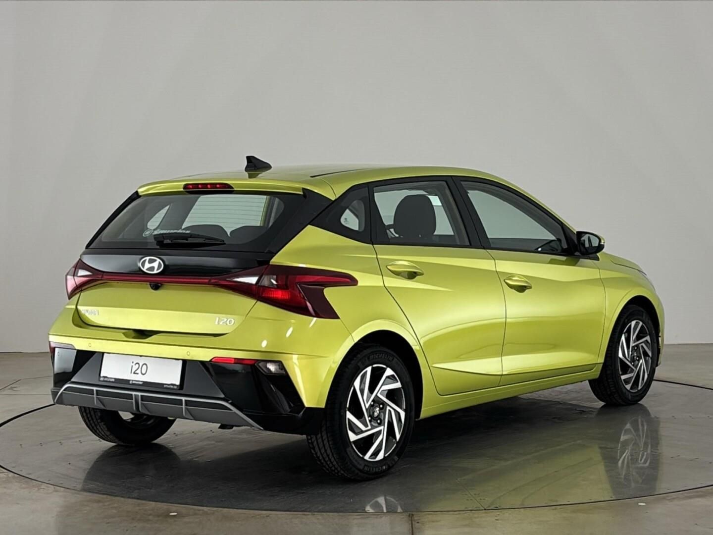 Hyundai i20, 1.0 T-GDI / 66 kW GO! - fotka 2