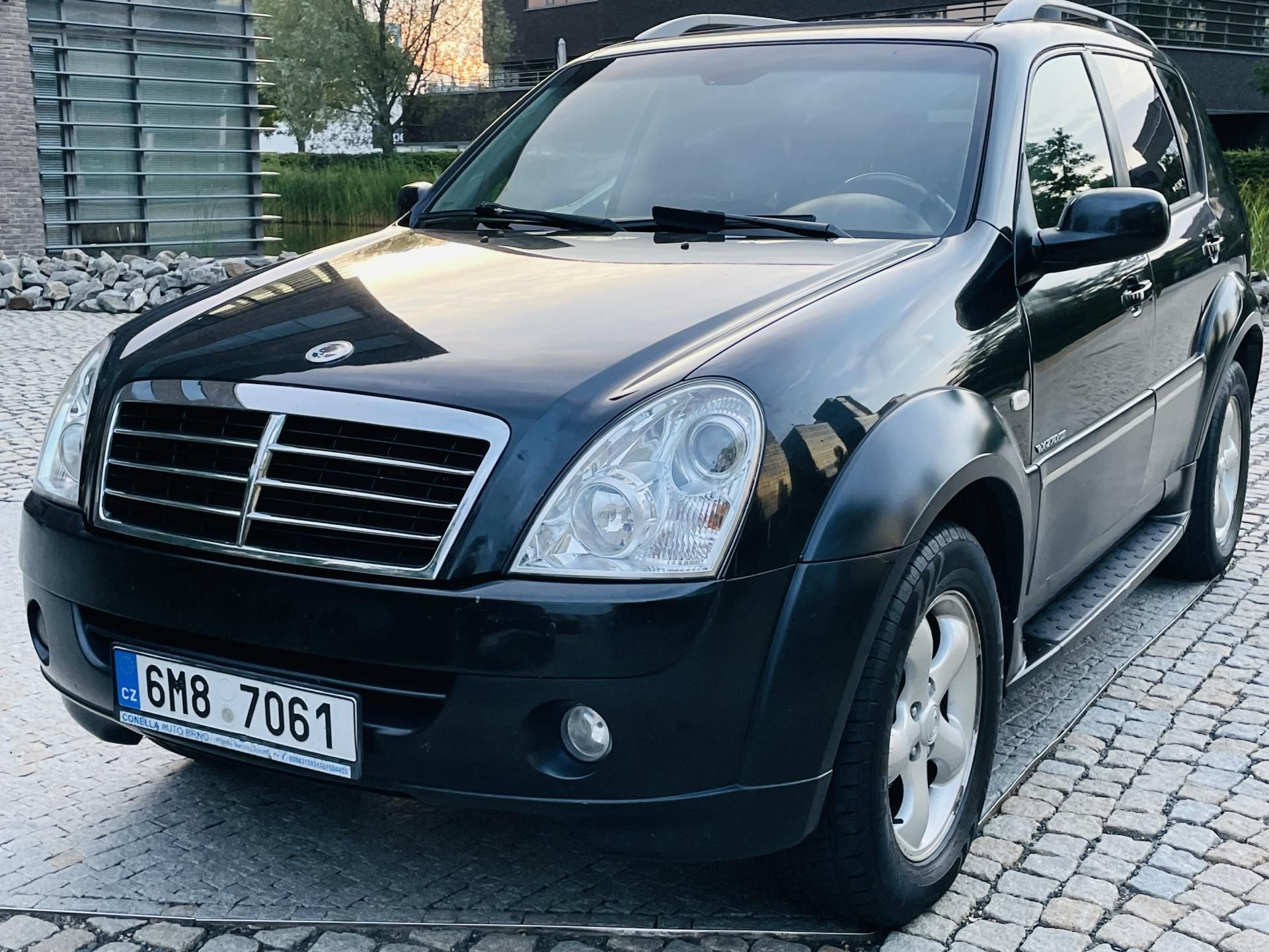 SsangYong Rexton, 2.7XDi 4x4 AUT VÝHŘEV KAMERA - fotka 4
