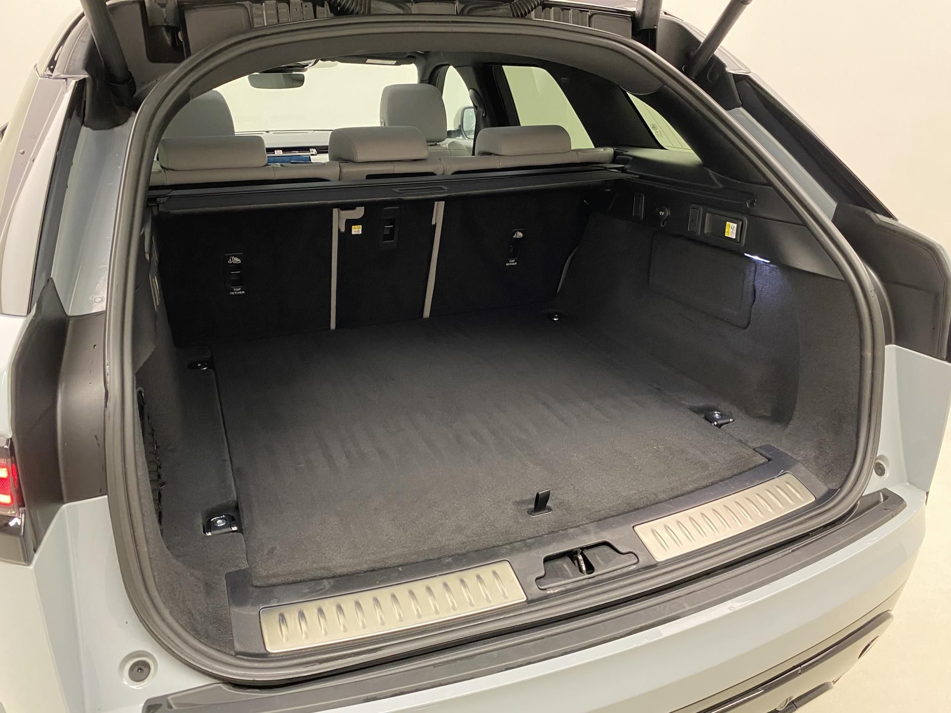 Land Rover Range Rover Velar, D300 DYNAMIC SE AWD AUT - fotka 6