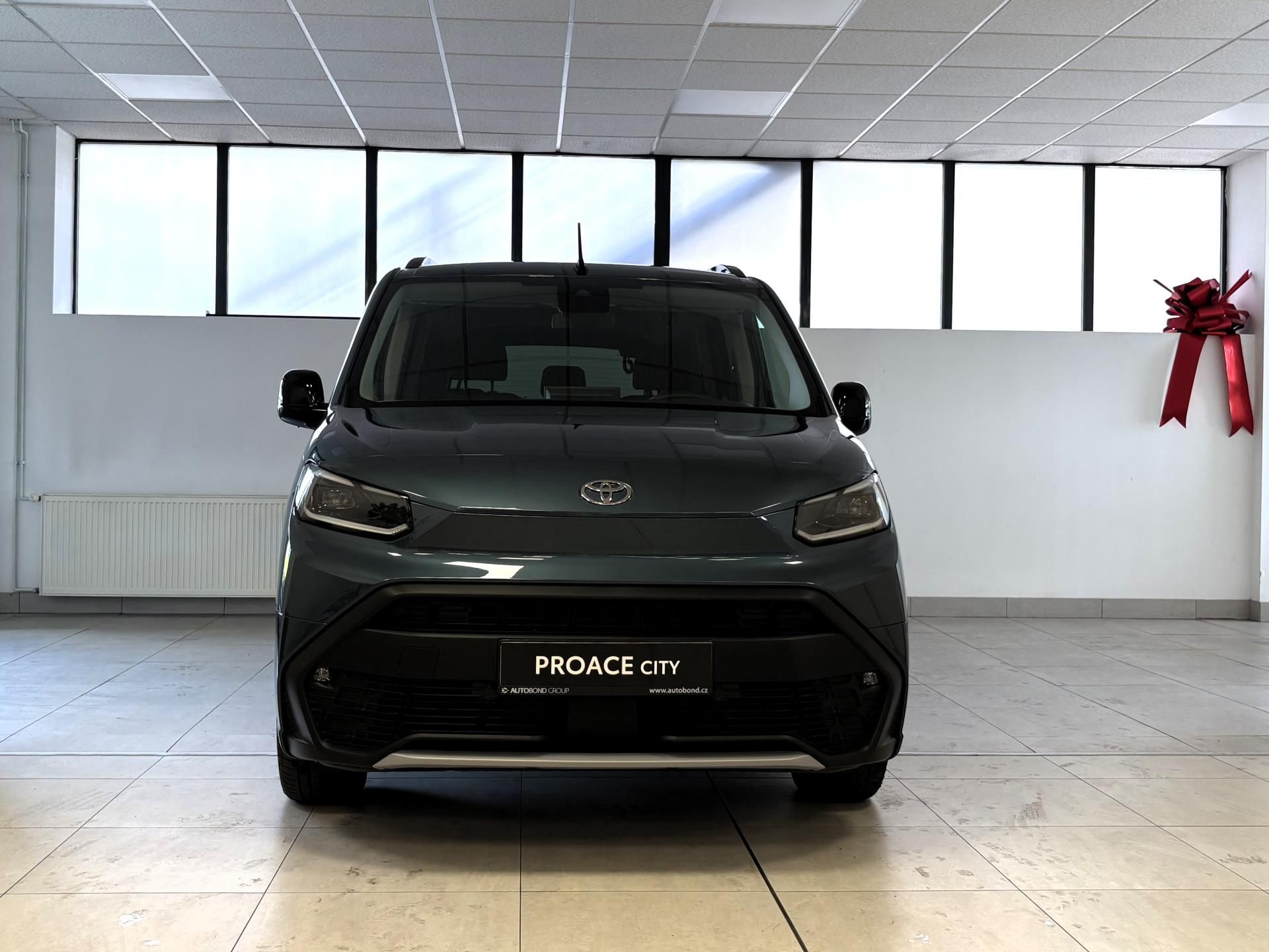 Toyota Proace, Full Electric, Family, 4x2 E-T - fotka 2