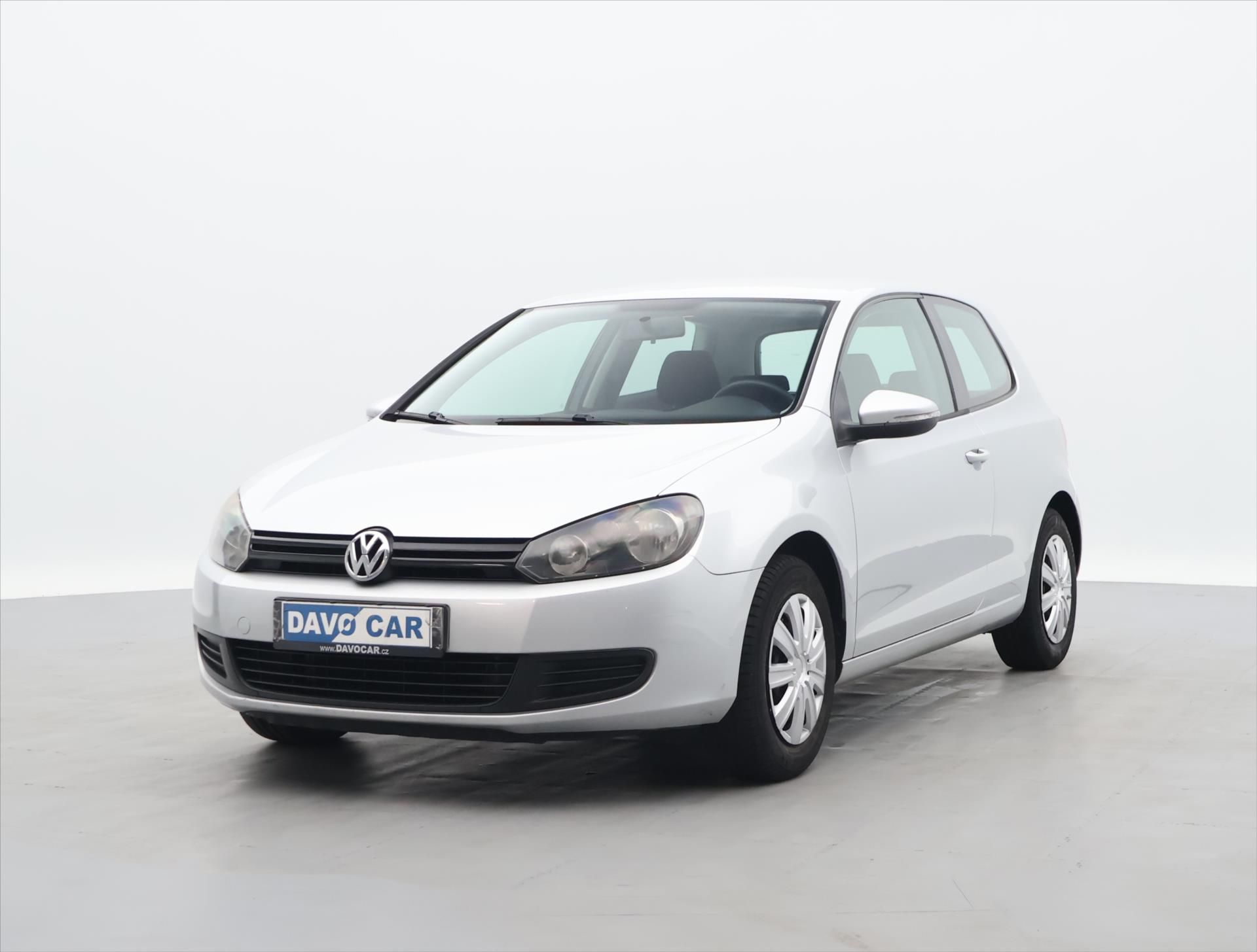 Volkswagen Golf, 1,4 16V 59kW Klima Trendline - fotka 3