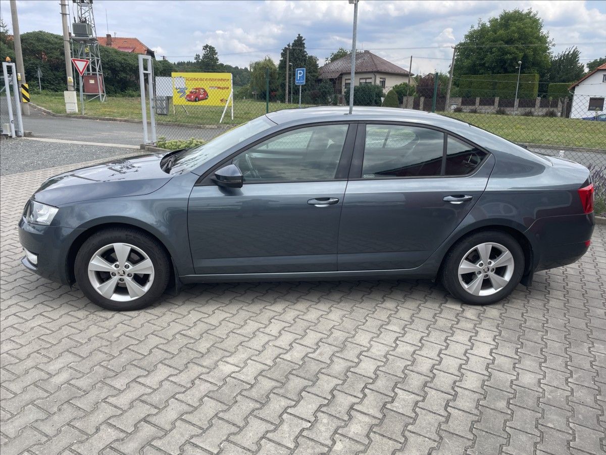 Škoda Octavia, 1,2 TSI 77 kW ČR KLIMA OK TZ N - fotka 5