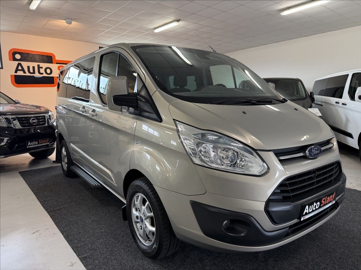 Ford Tourneo Custom, 2,2 Titanium,92kW,po servisu - fotka 2